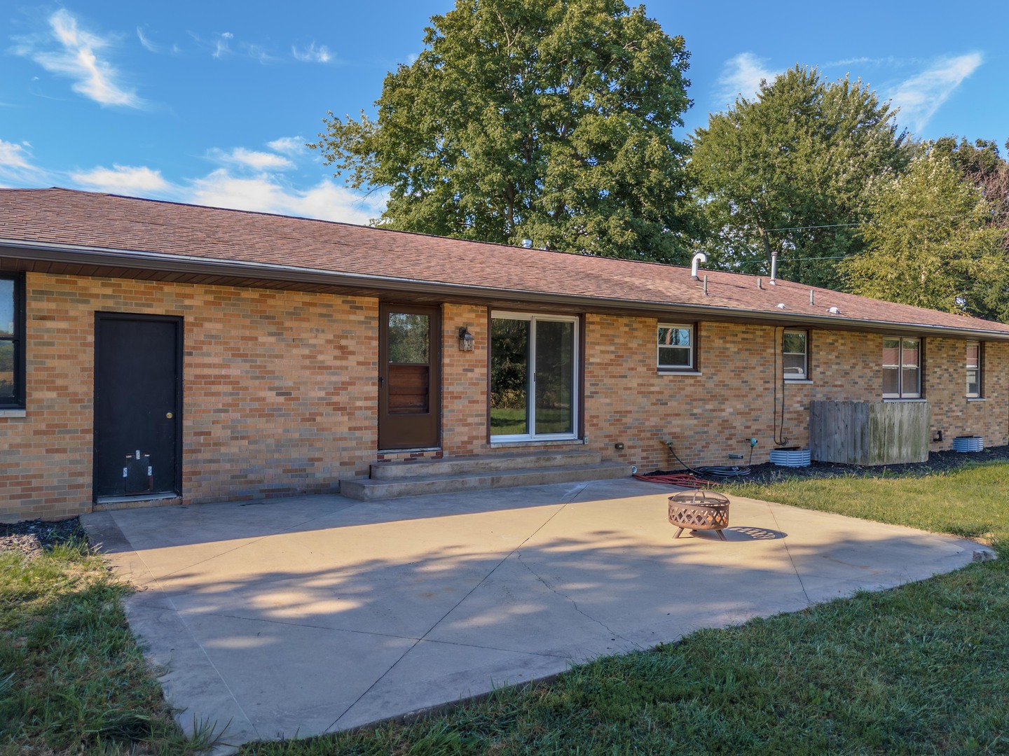 3379 N 1775 East Road