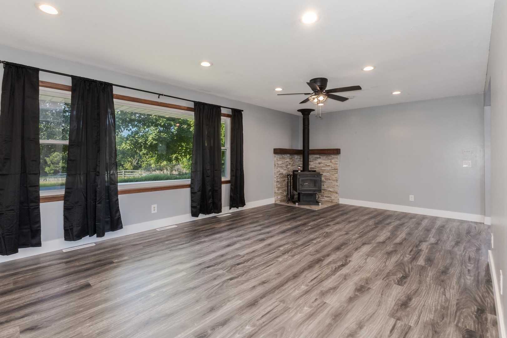 3379 N 1775 East Road