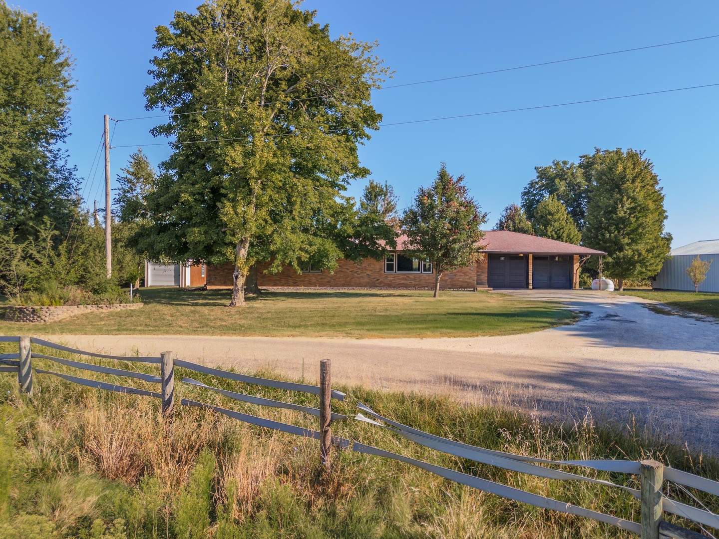 3379 N 1775 East Road