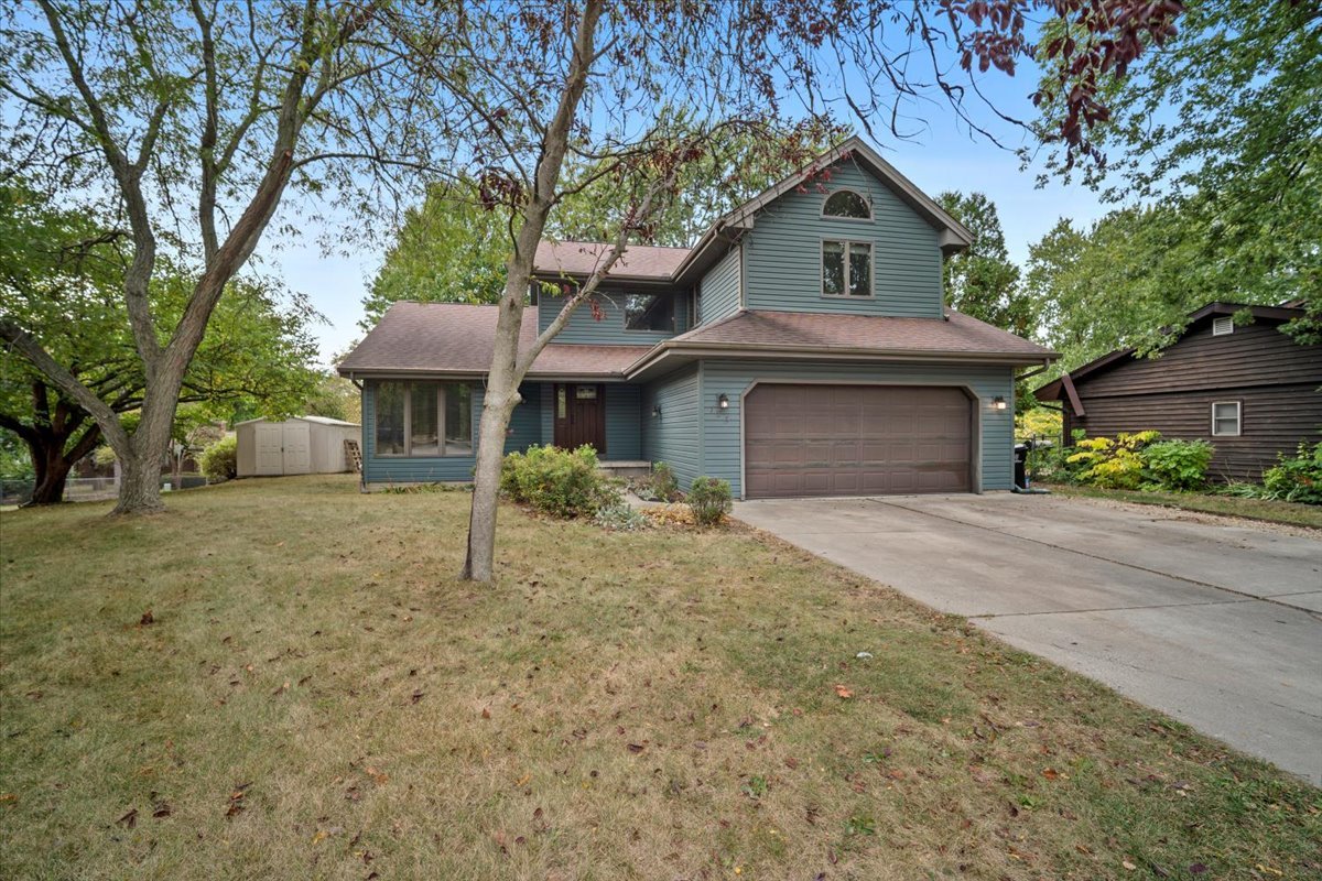 123 S Devonshire Drive