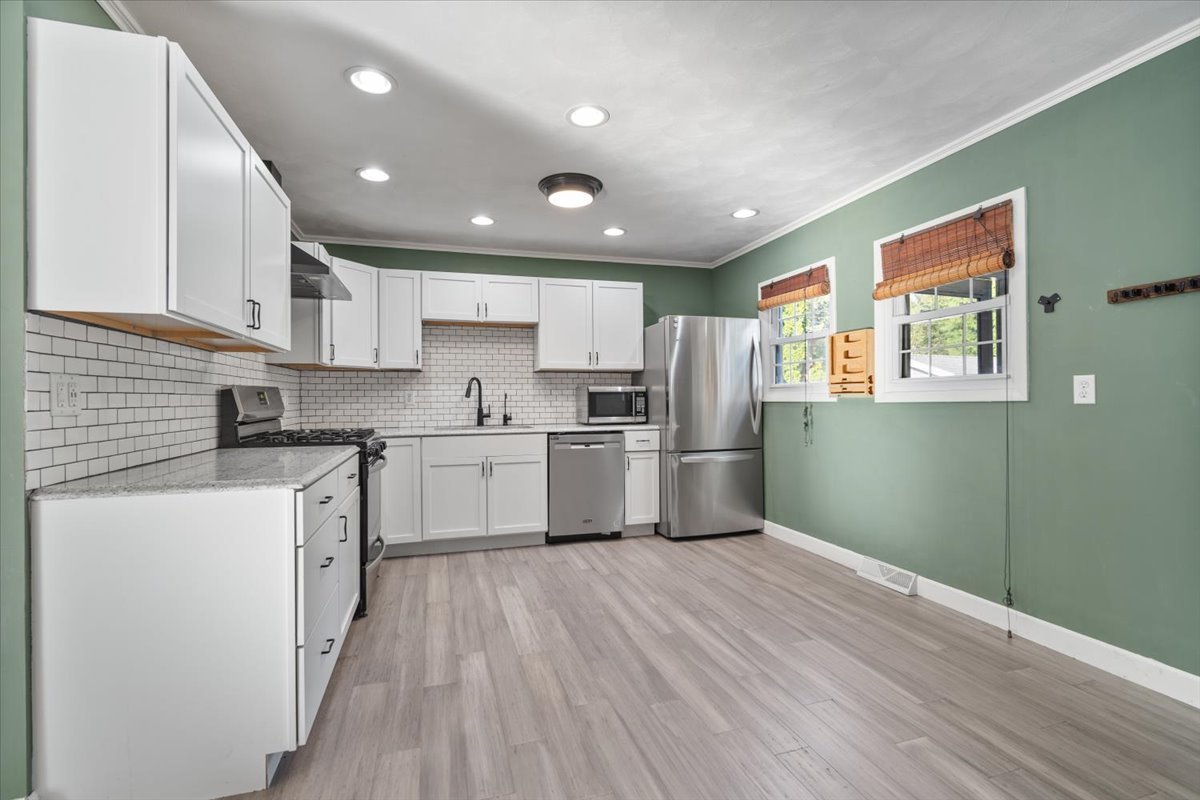 8095 N 2000 East Road E