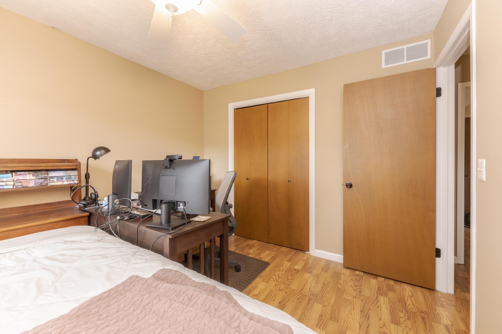 105 E Lincoln Street Unit: K