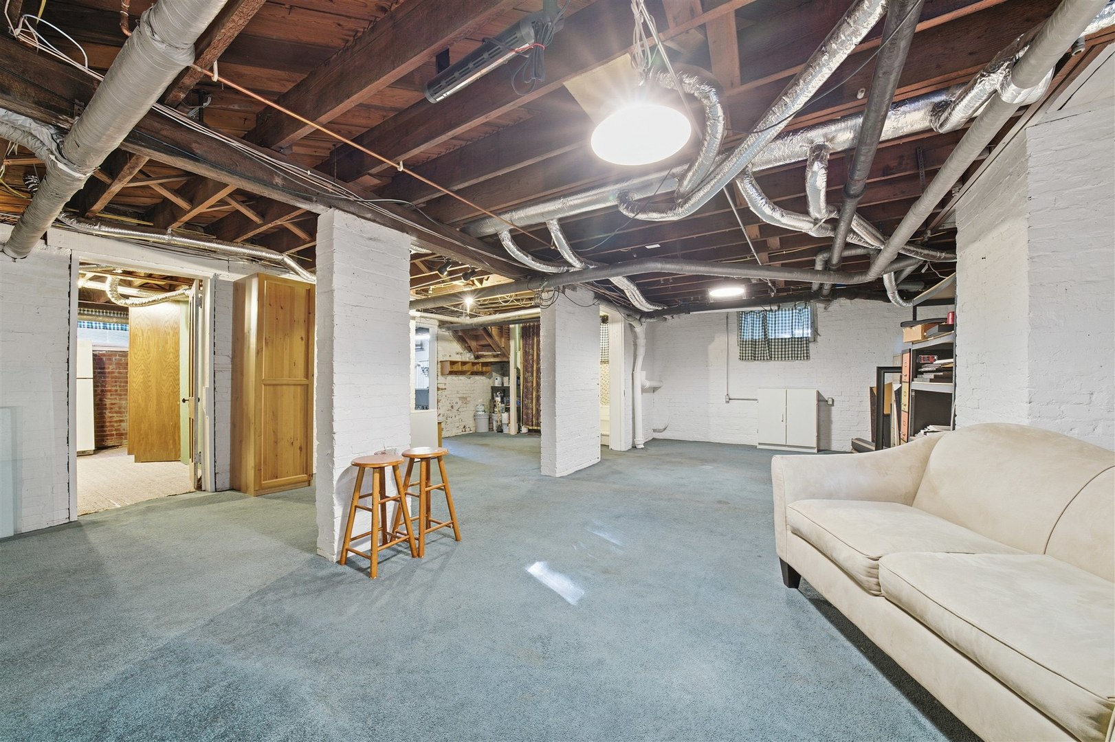 1209 N Clinton Boulevard