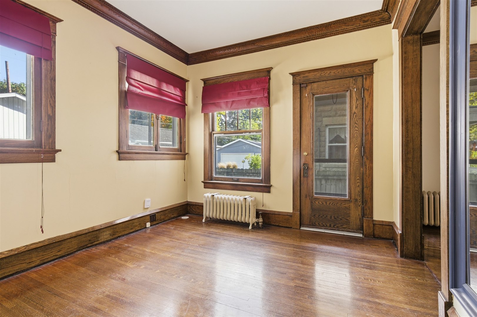 1209 N Clinton Boulevard