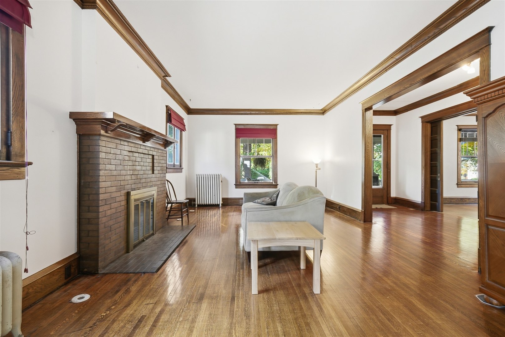 1209 N Clinton Boulevard