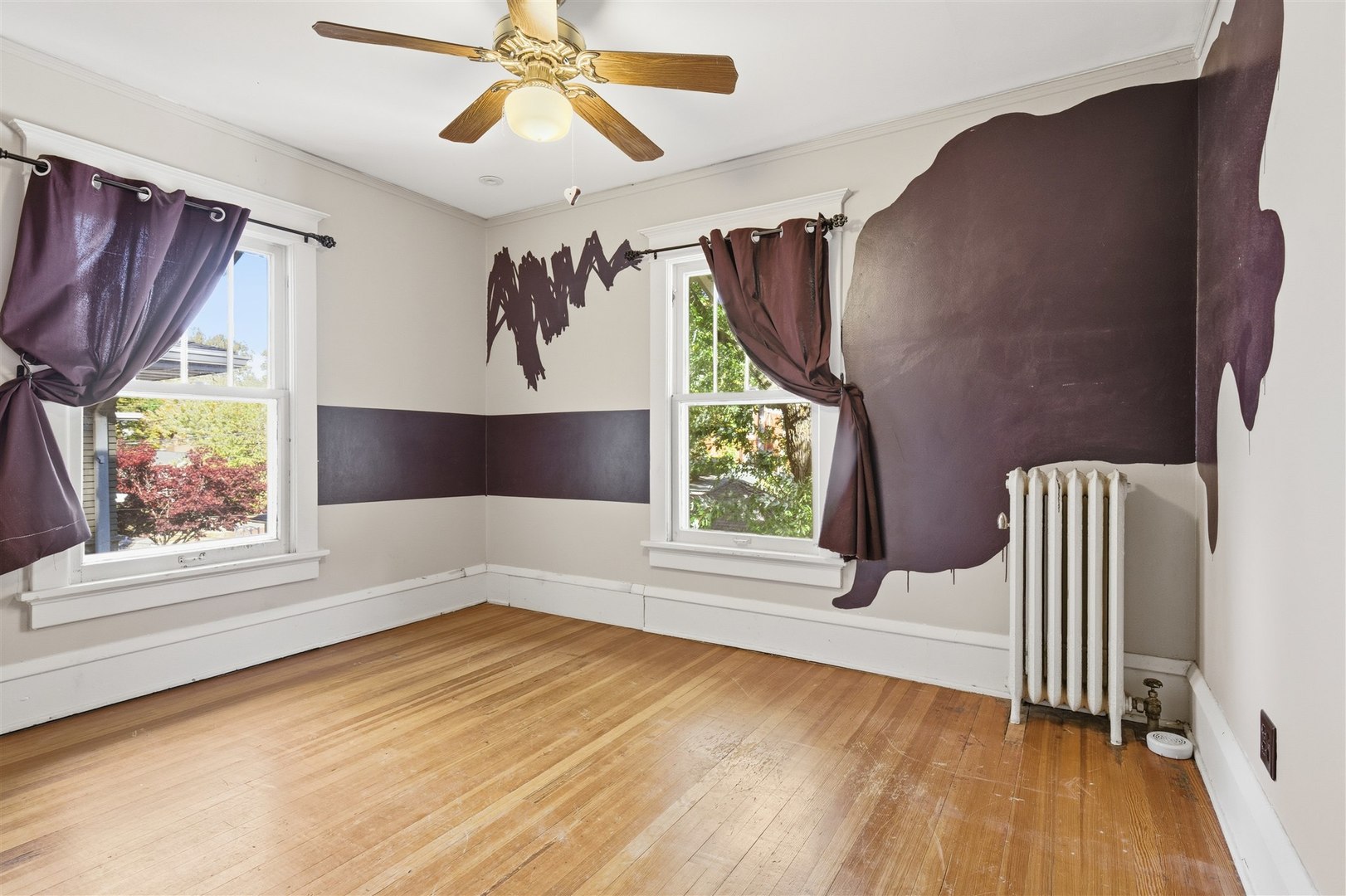 1209 N Clinton Boulevard