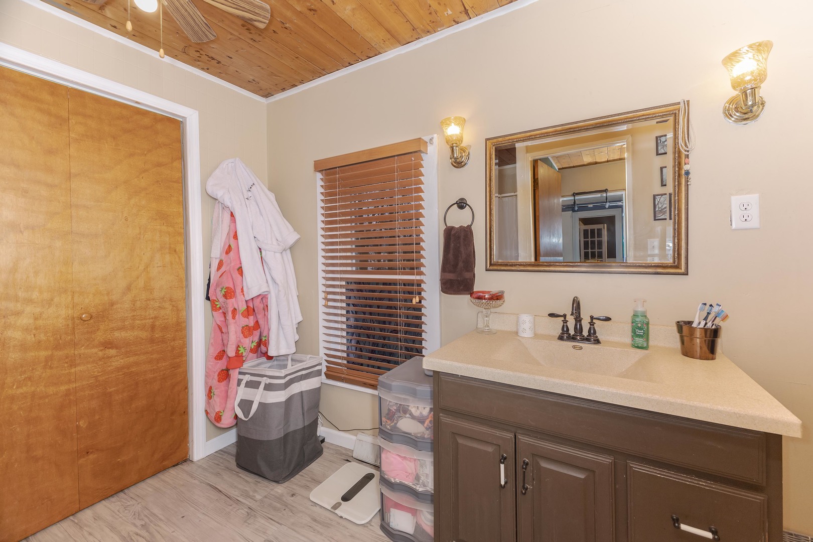 512 S Clayton Street