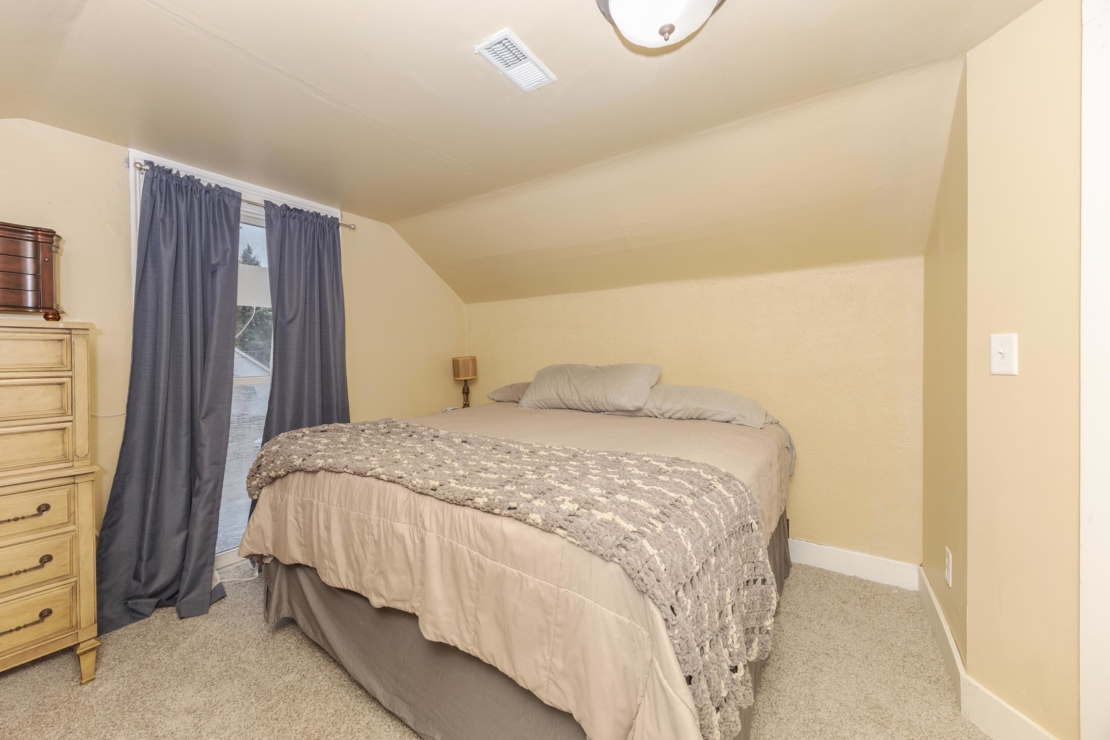 512 S Clayton Street