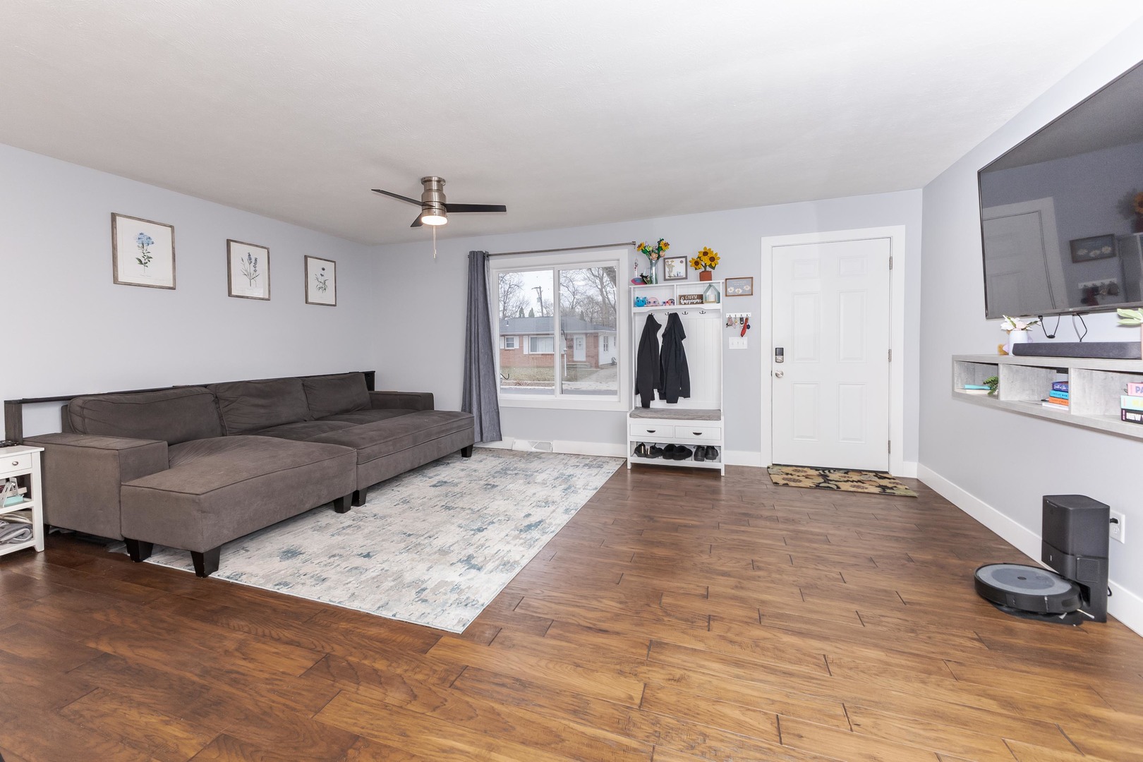 221 Meadowbrook Drive