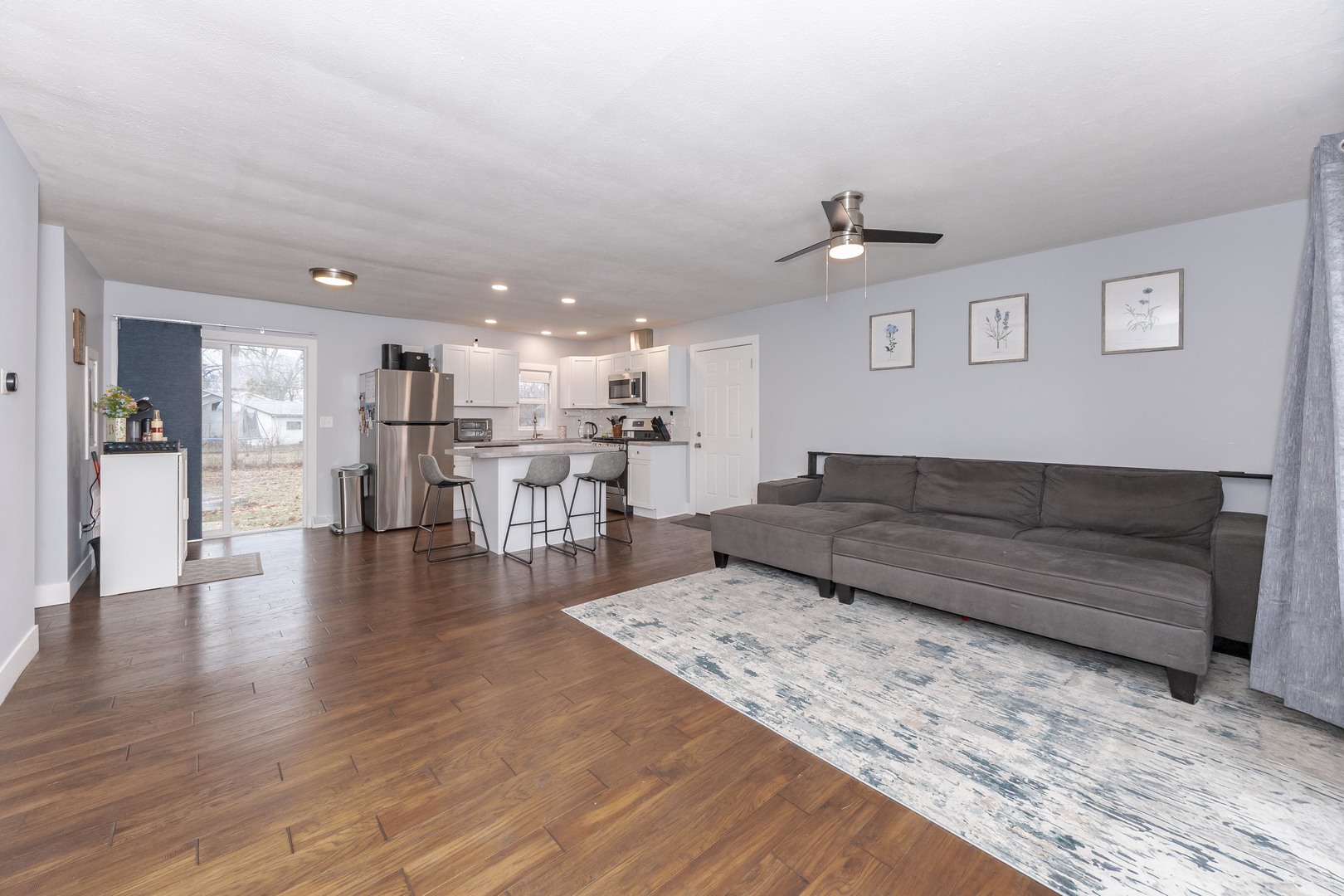 221 Meadowbrook Drive