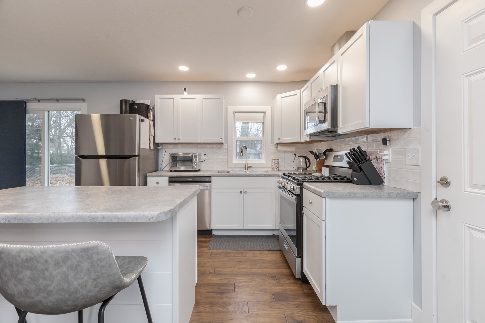 221 Meadowbrook Drive