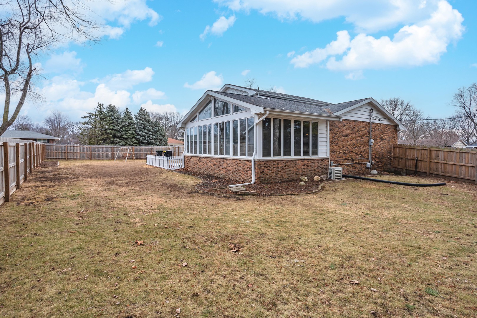 1302 E Vernon Avenue