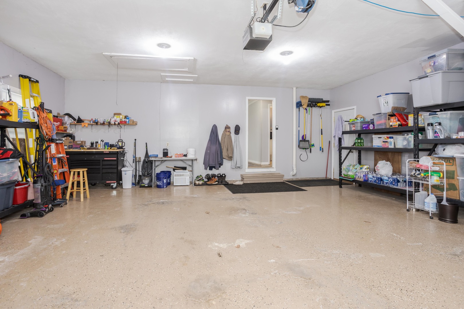 1302 E Vernon Avenue