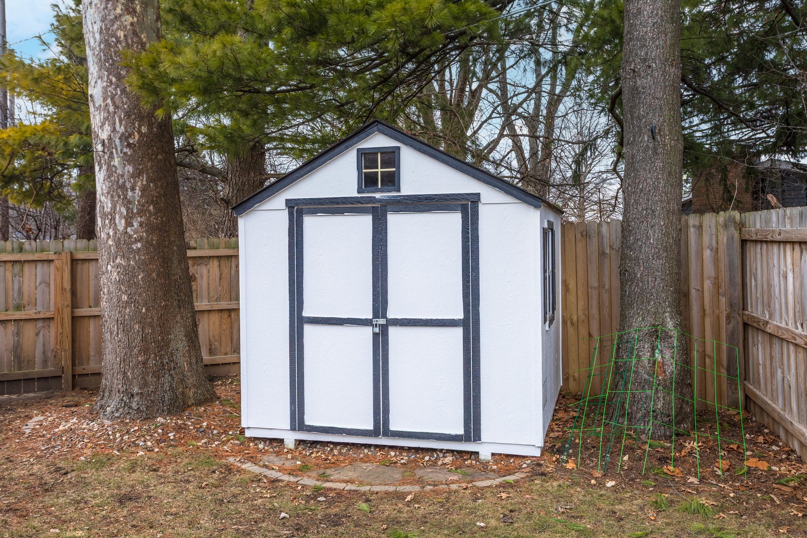 1302 E Vernon Avenue