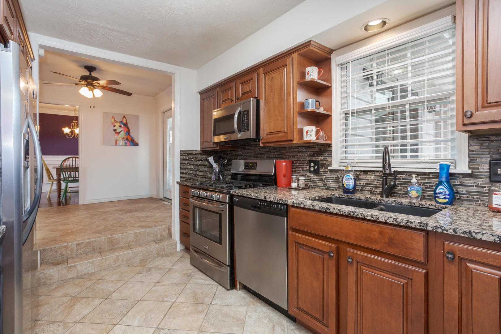 1302 E Vernon Avenue