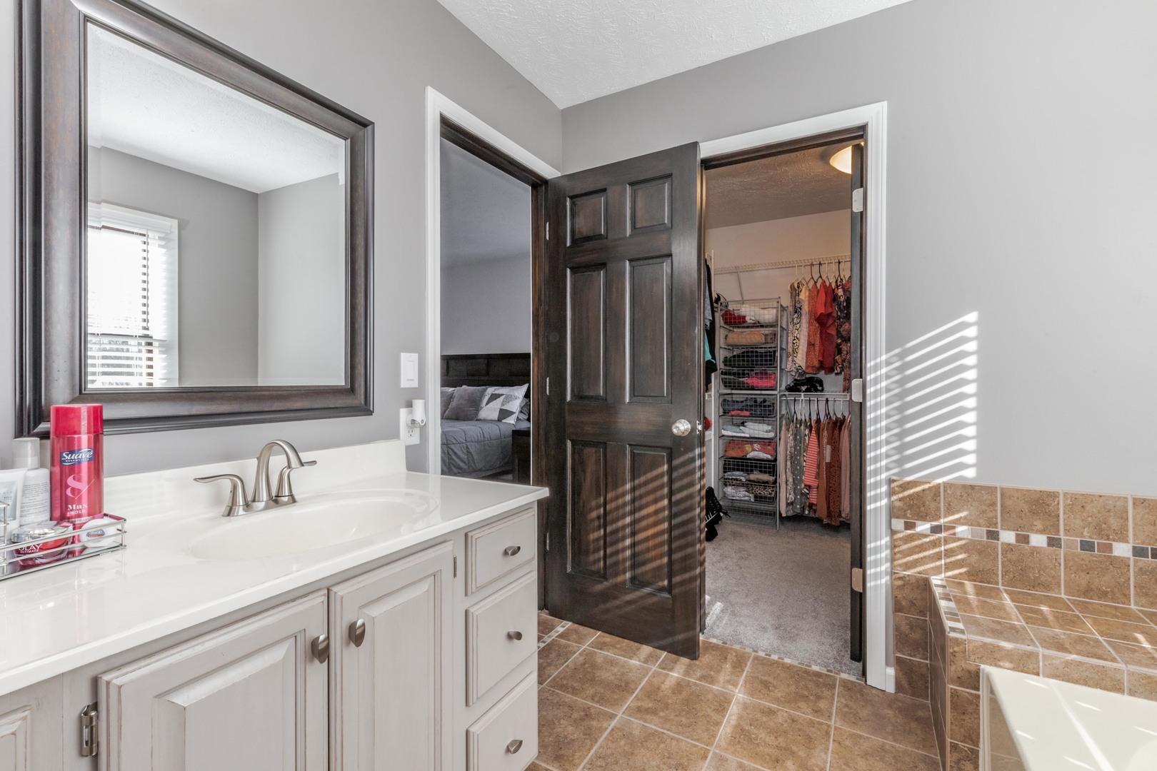 3304 Barrington Road