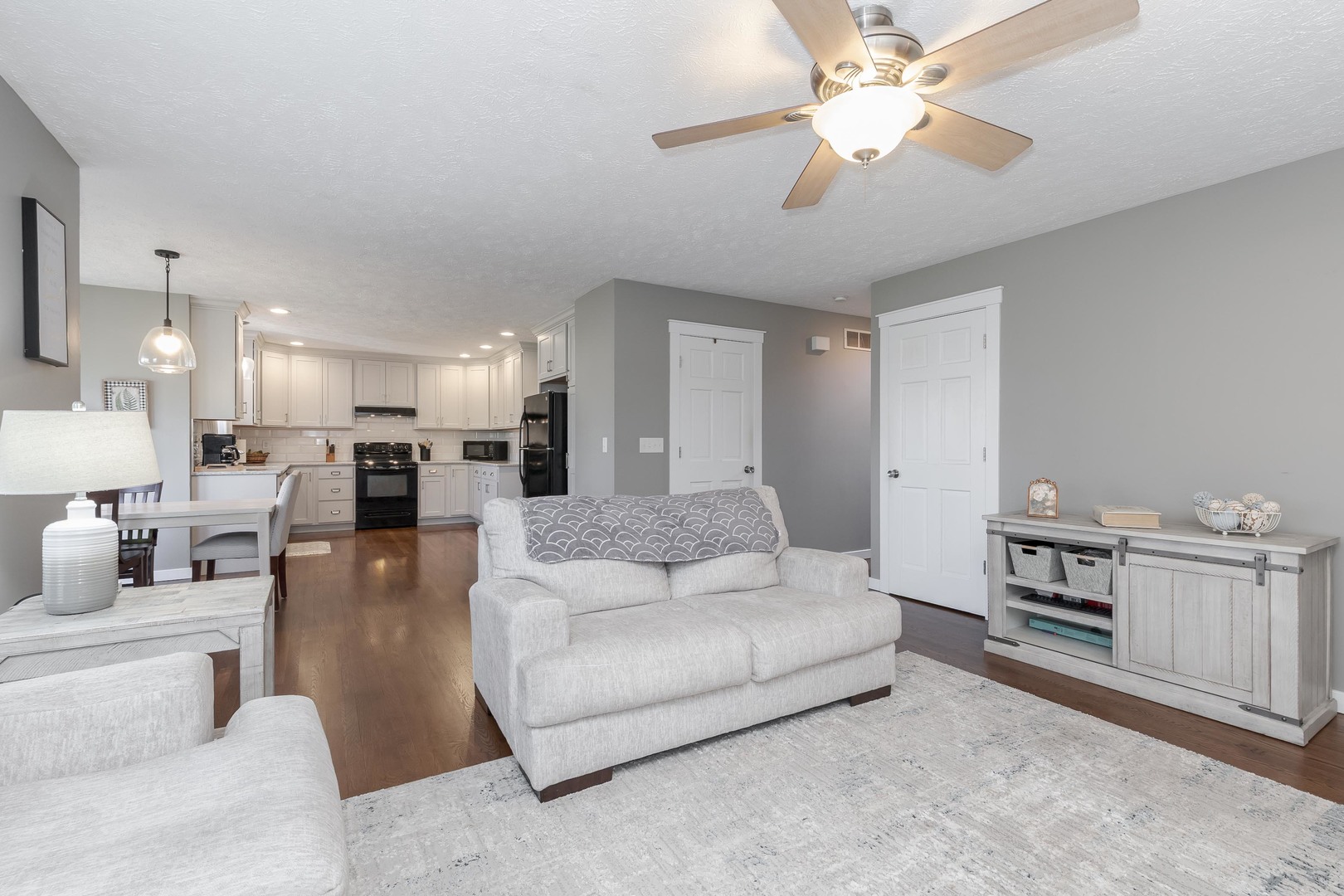 3304 Barrington Road