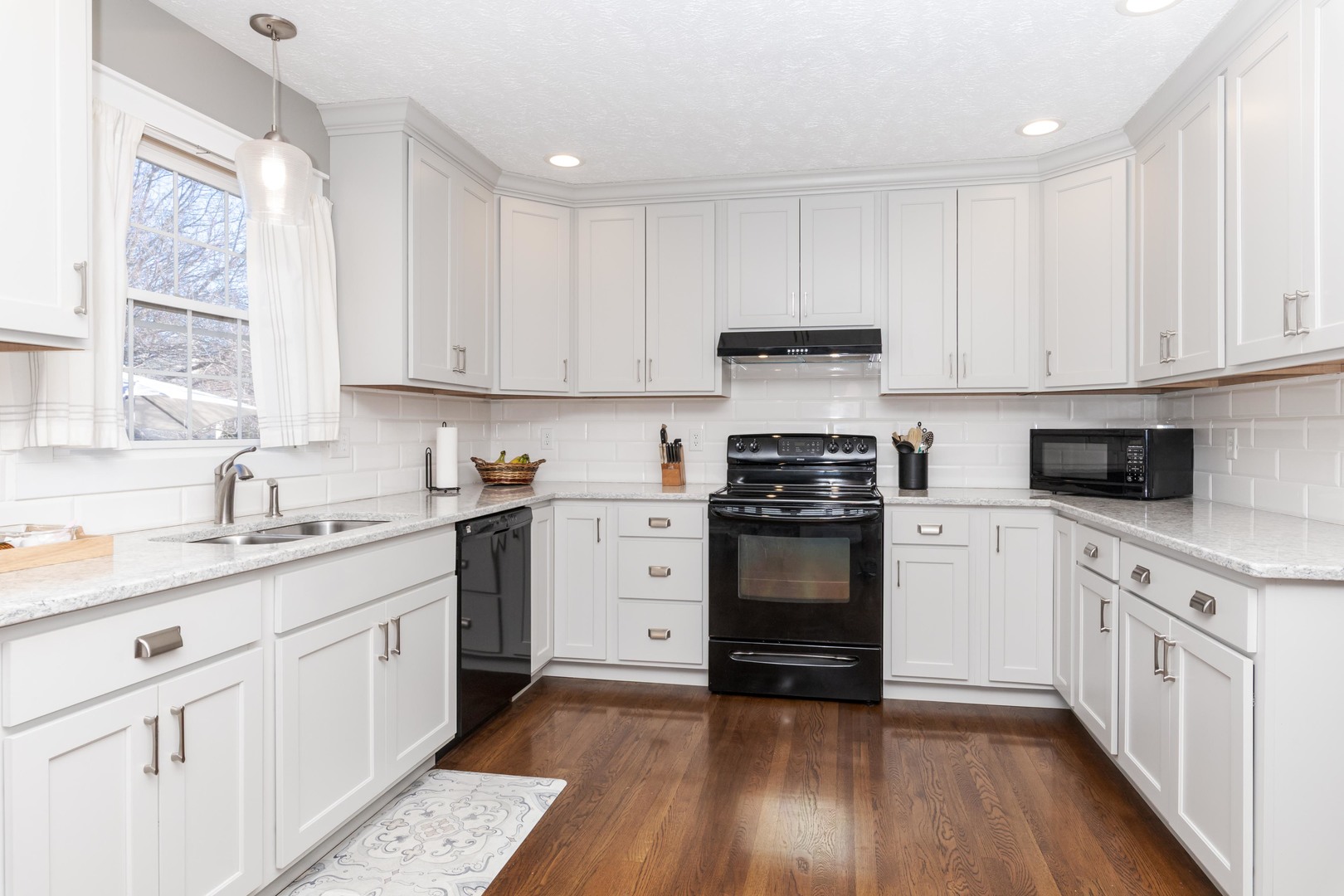 3304 Barrington Road