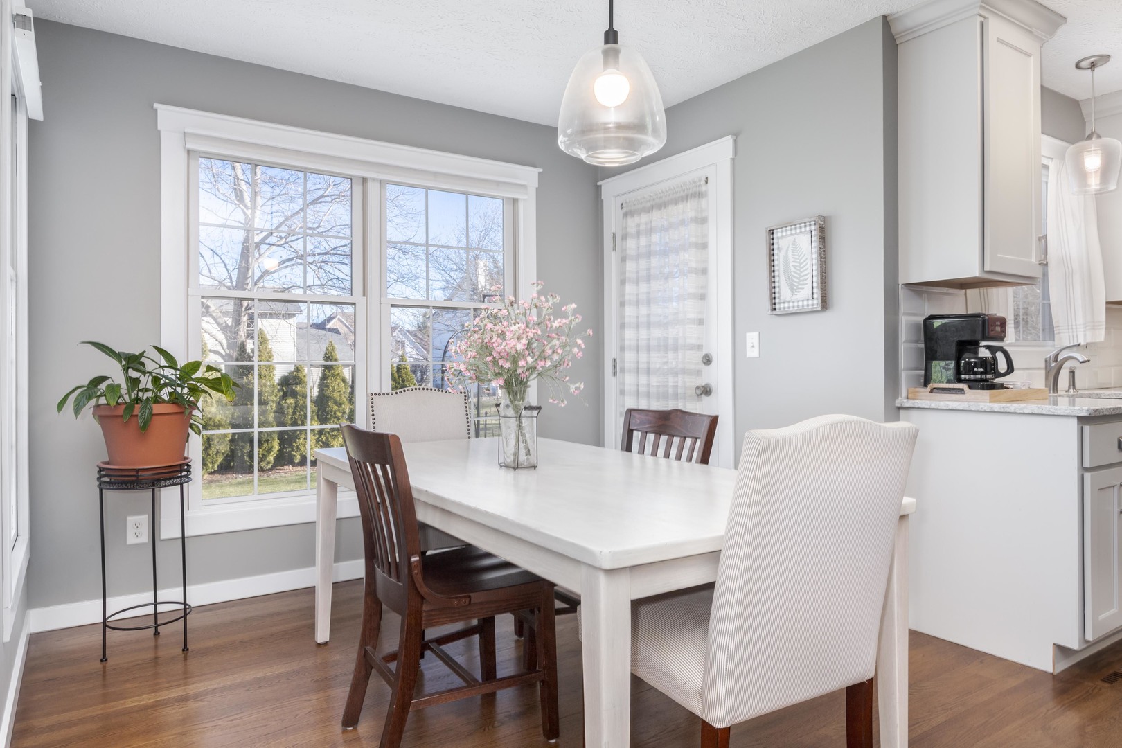 3304 Barrington Road