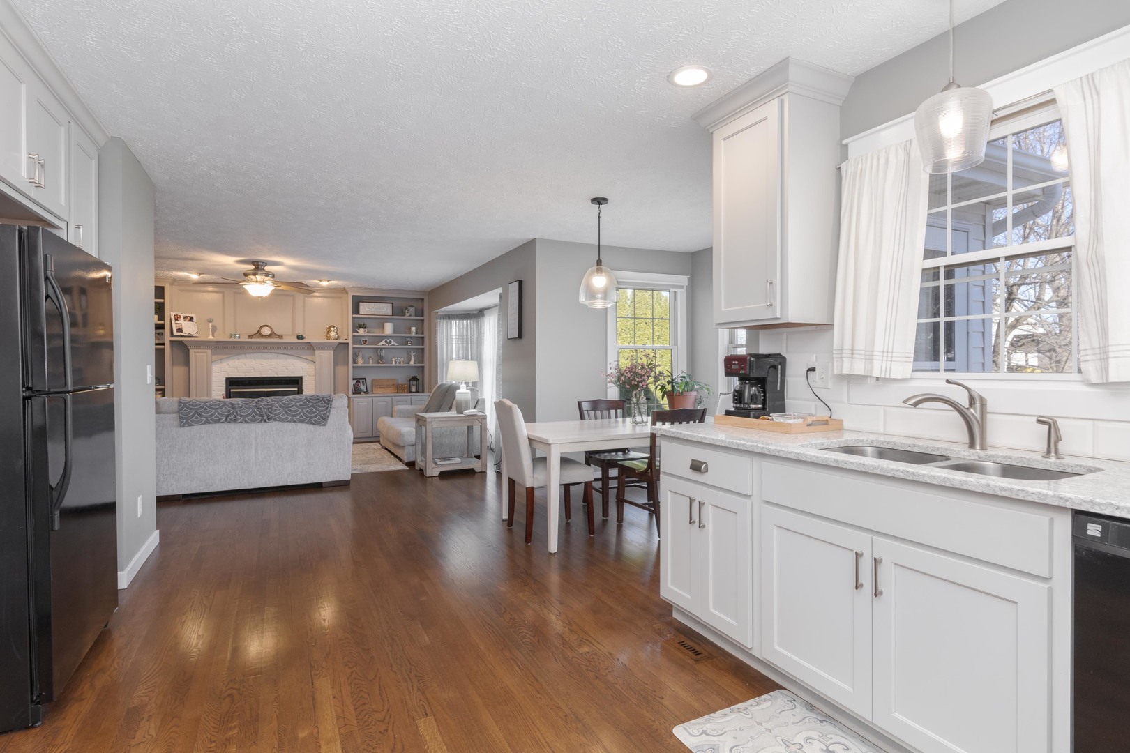 3304 Barrington Road