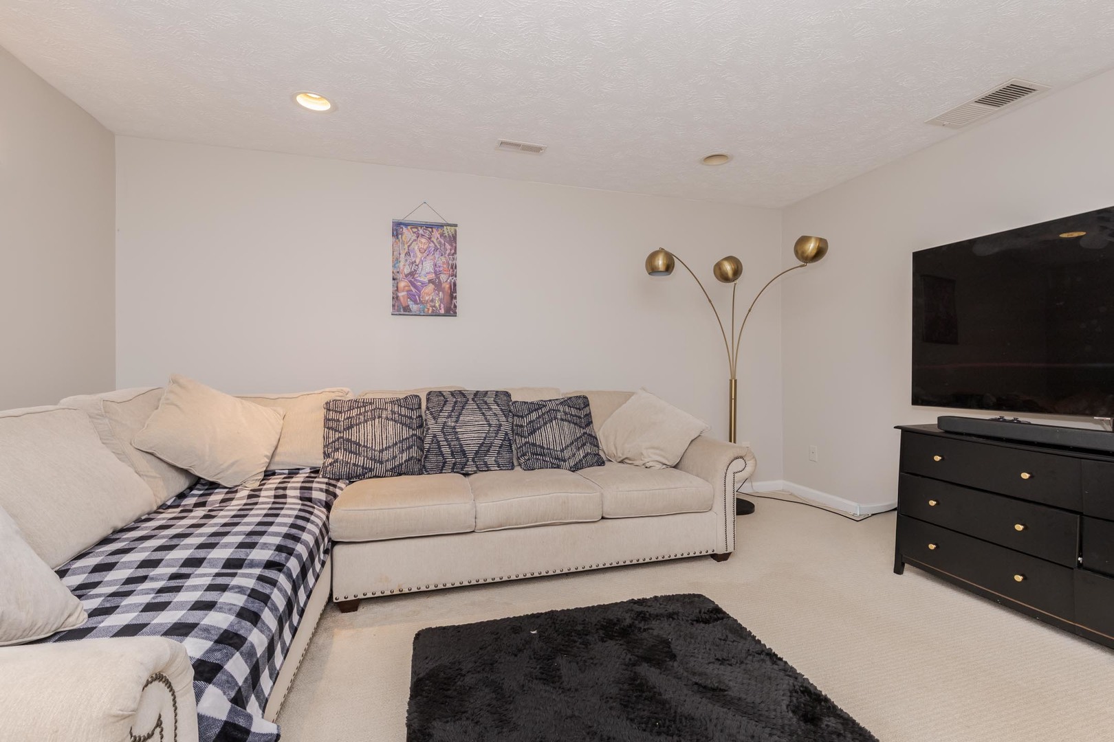 3304 Barrington Road