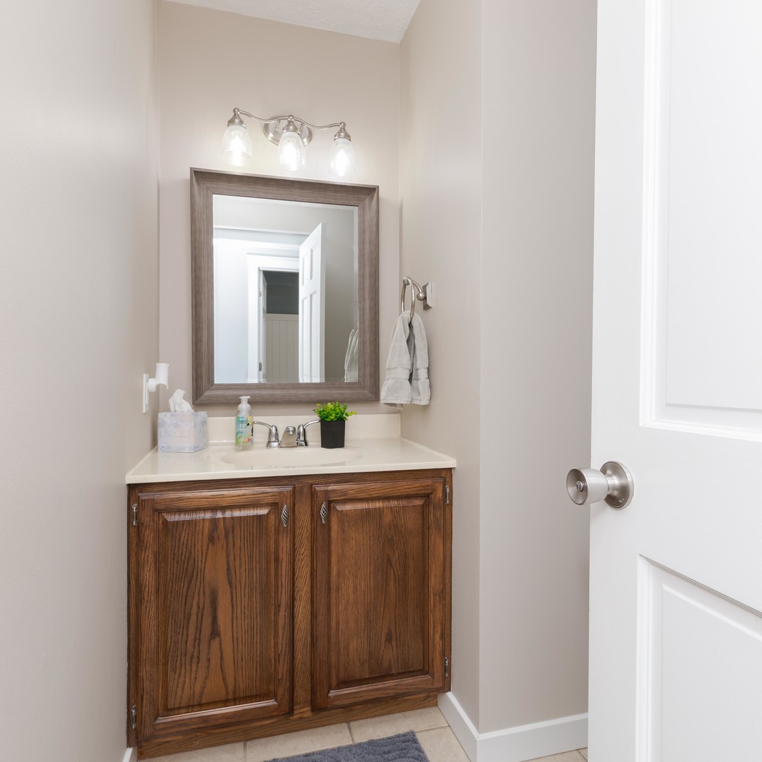 3304 Barrington Road