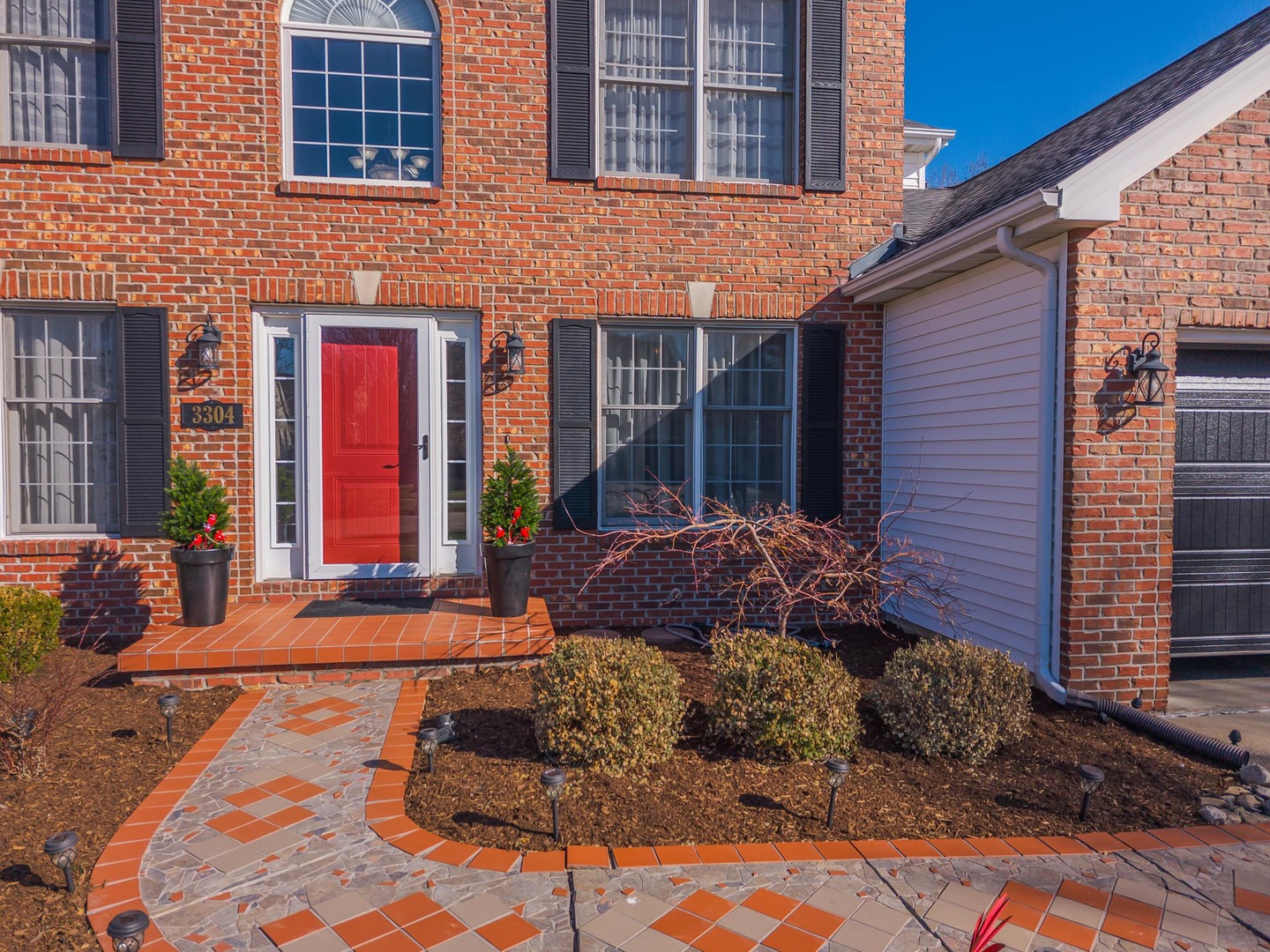 3304 Barrington Road