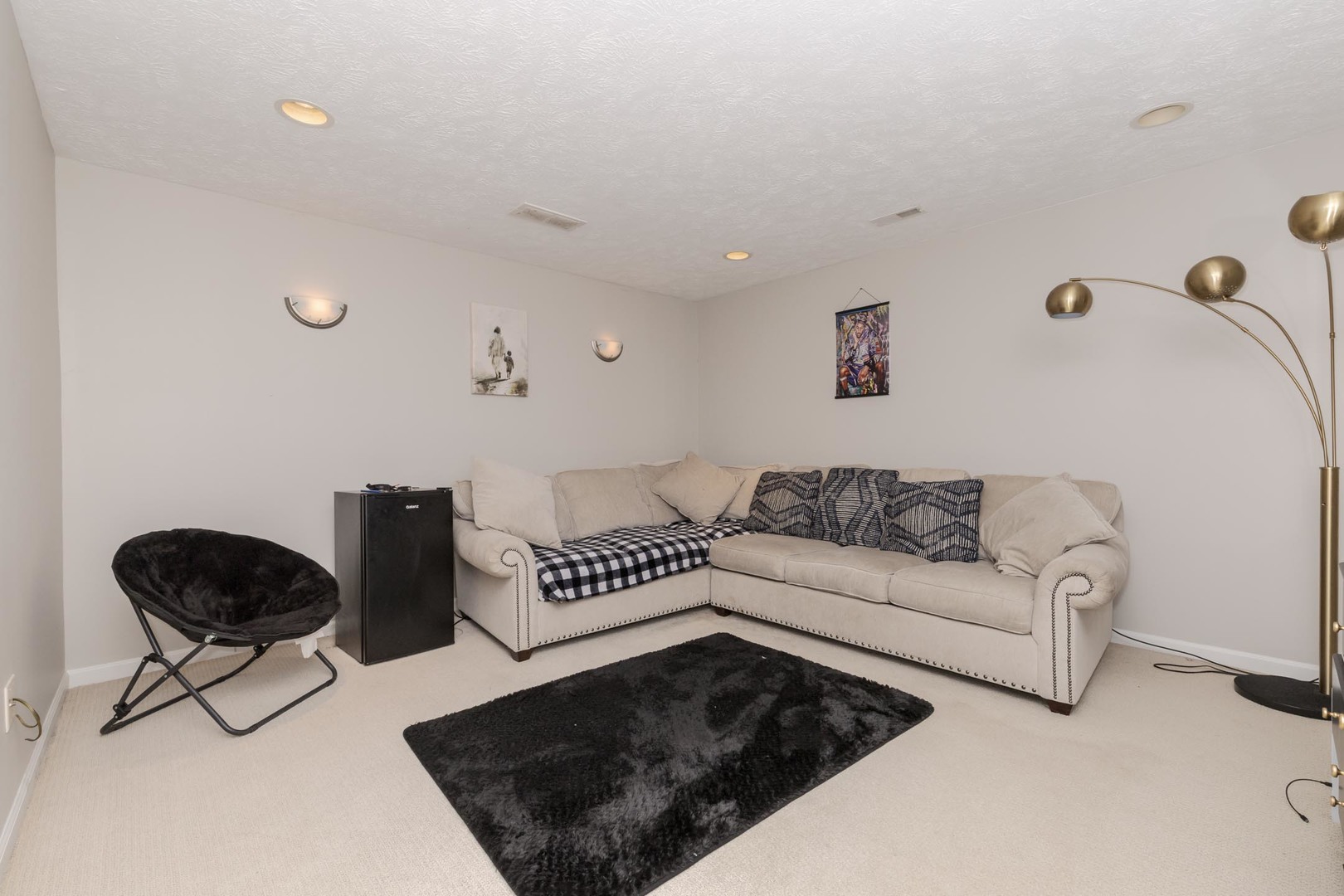 3304 Barrington Road