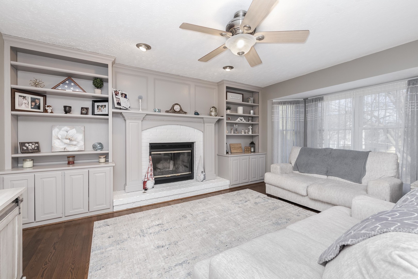 3304 Barrington Road