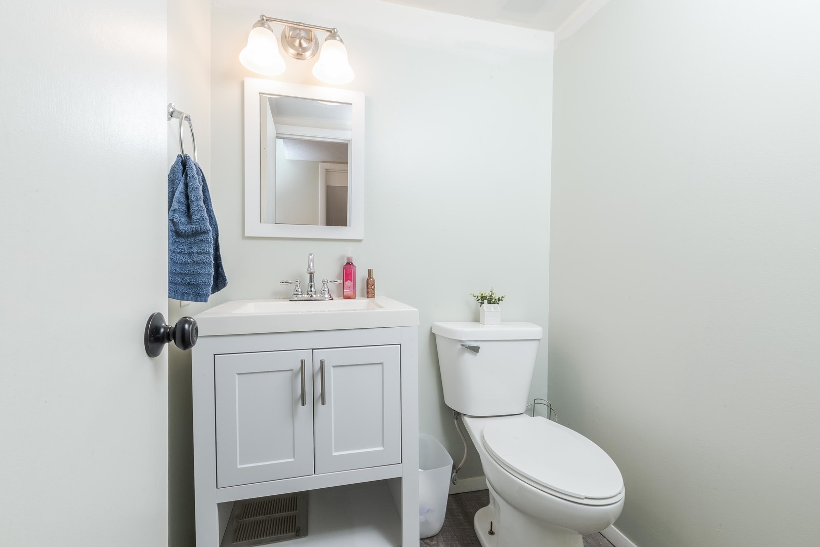 1715 King Drive Unit: C