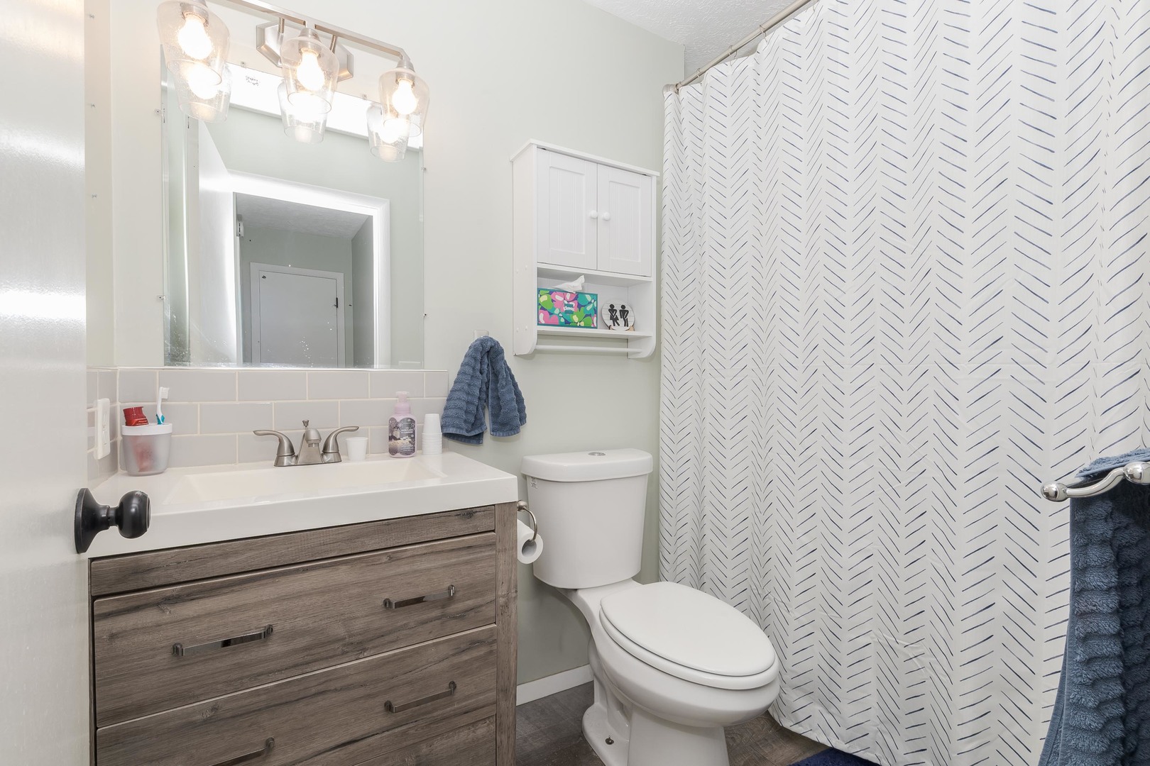 1715 King Drive Unit: C