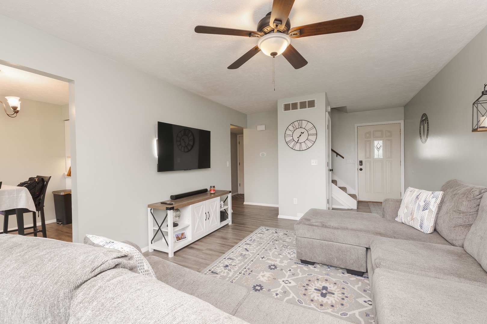 1715 King Drive Unit: C