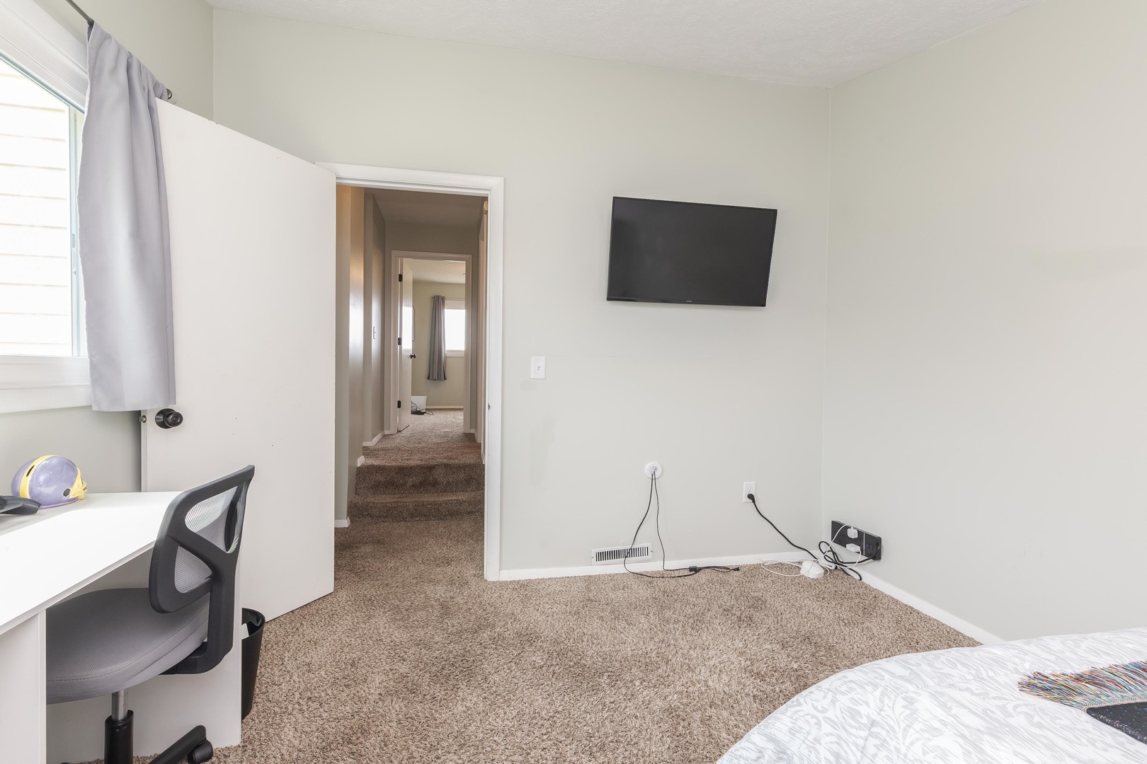 1715 King Drive Unit: C