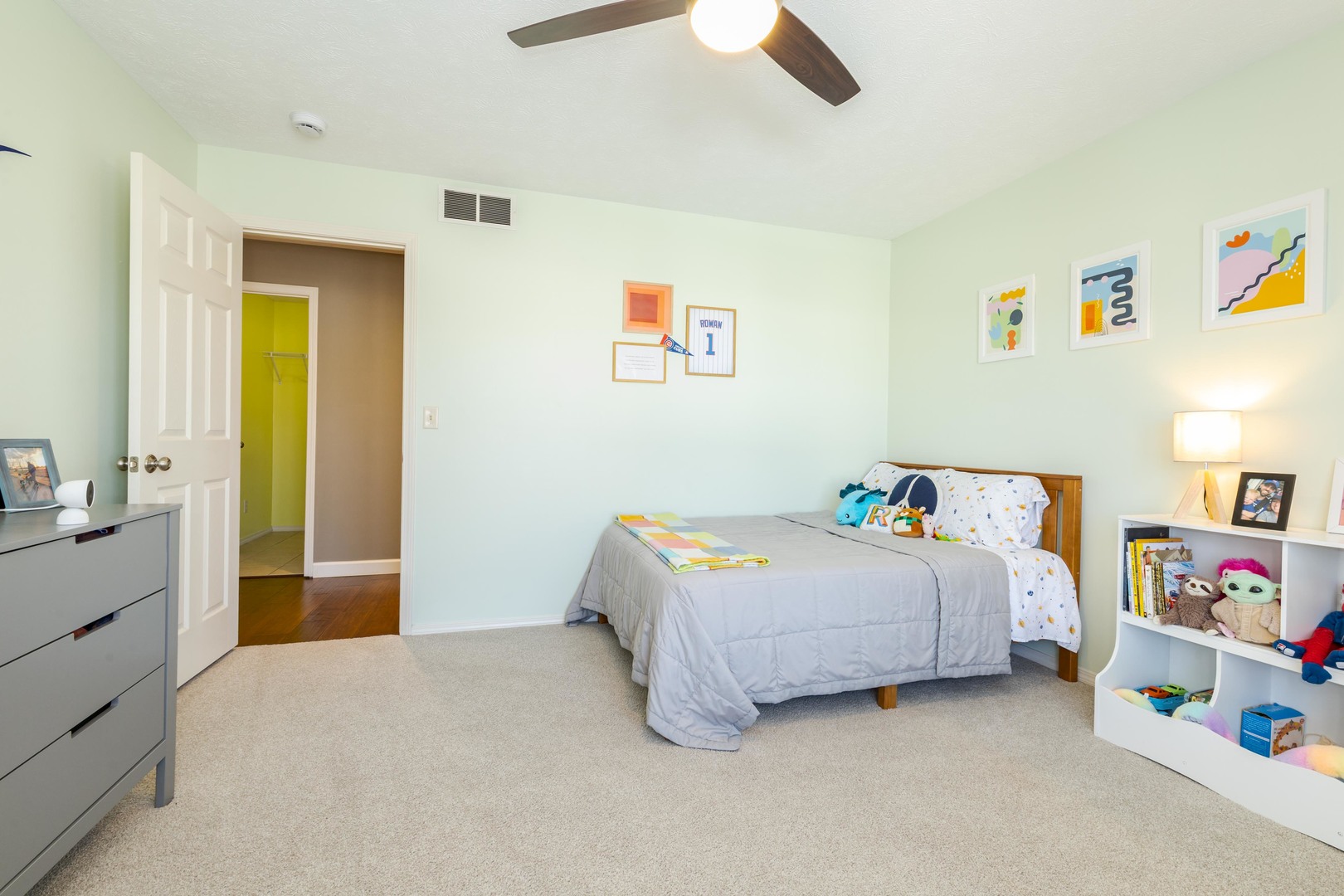 1223 Joy Walk Way