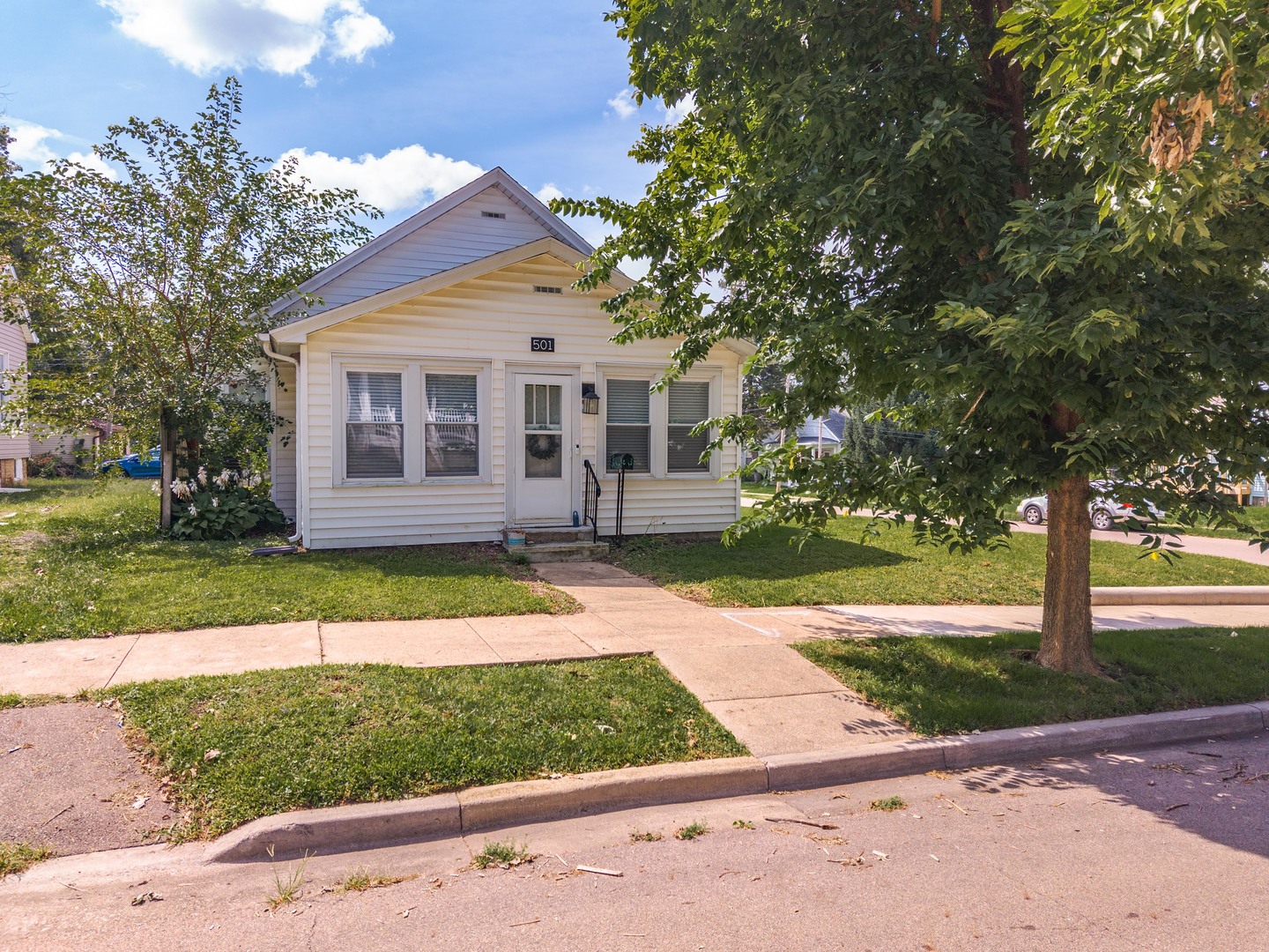 501 E Jackson Street