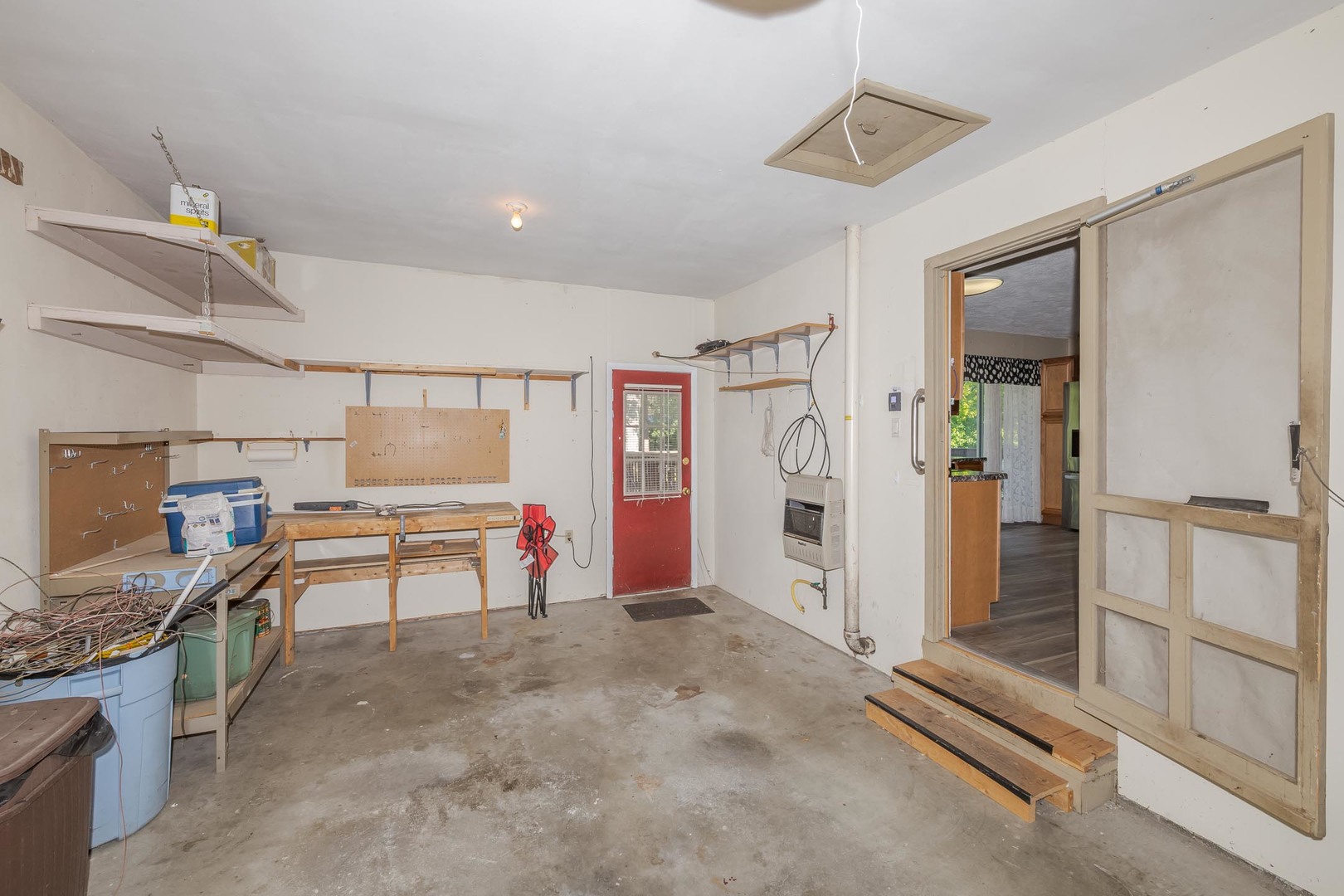 703 Lara Road