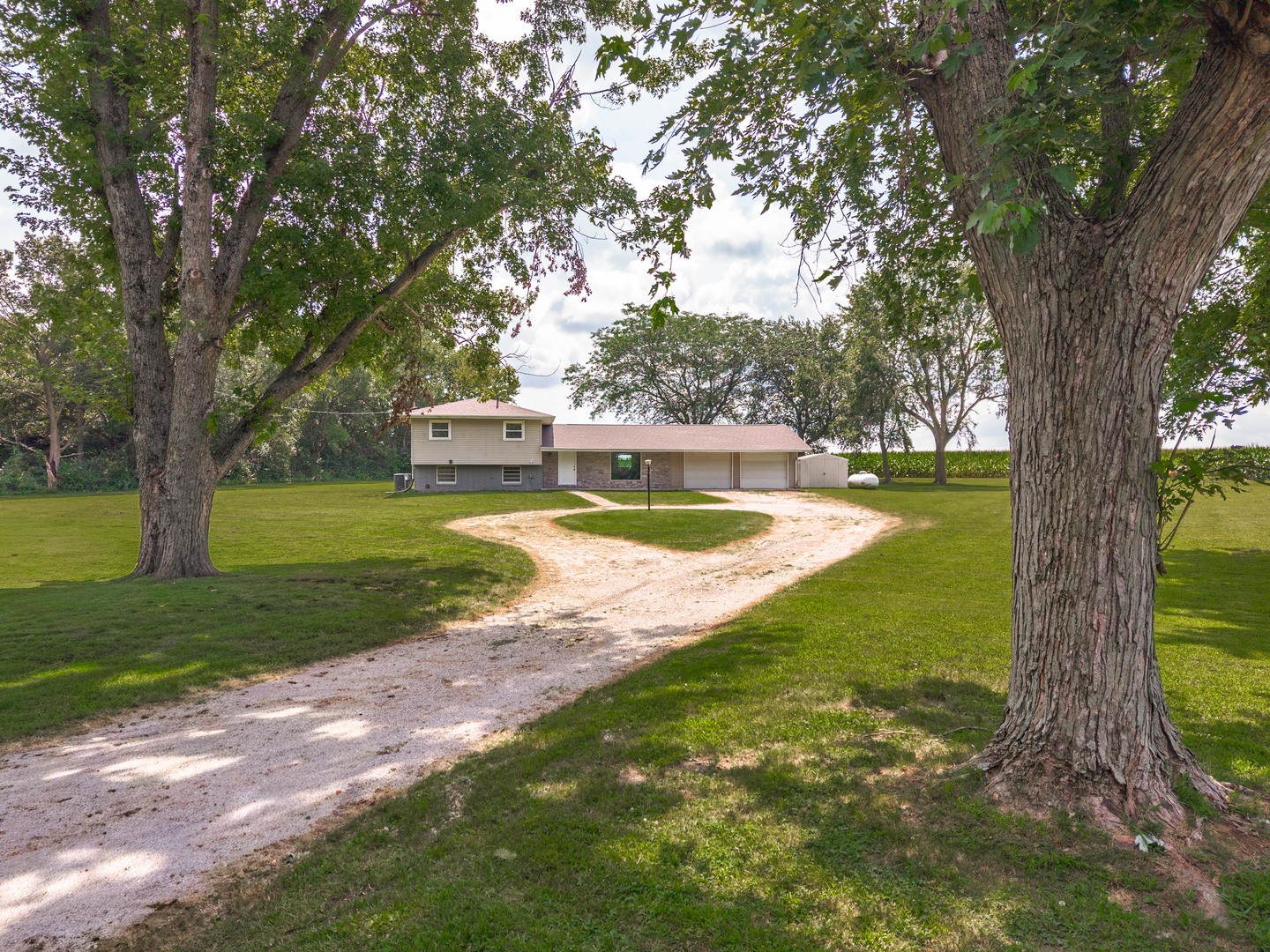 15795 E 2550 North Road