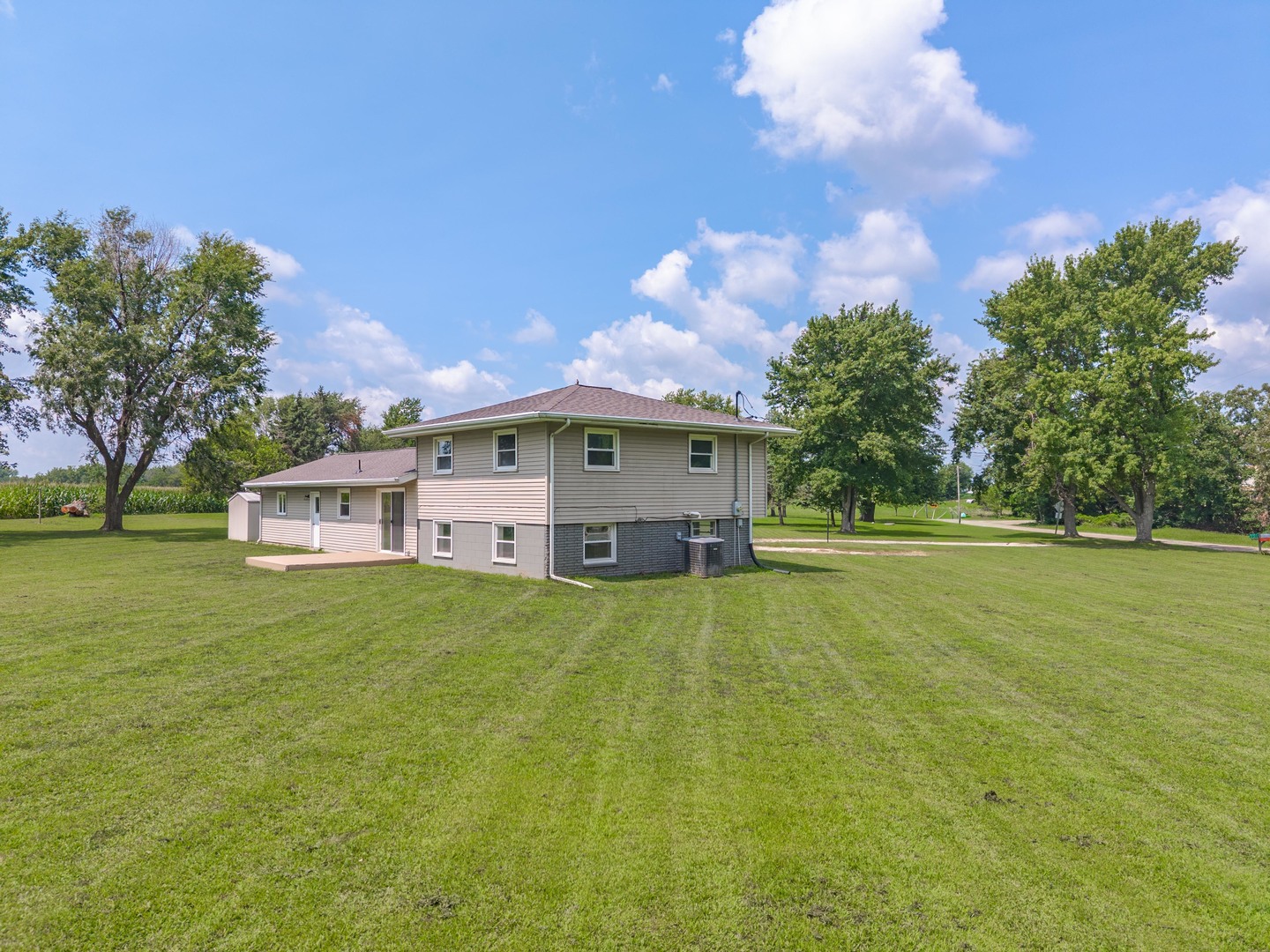 15795 E 2550 North Road