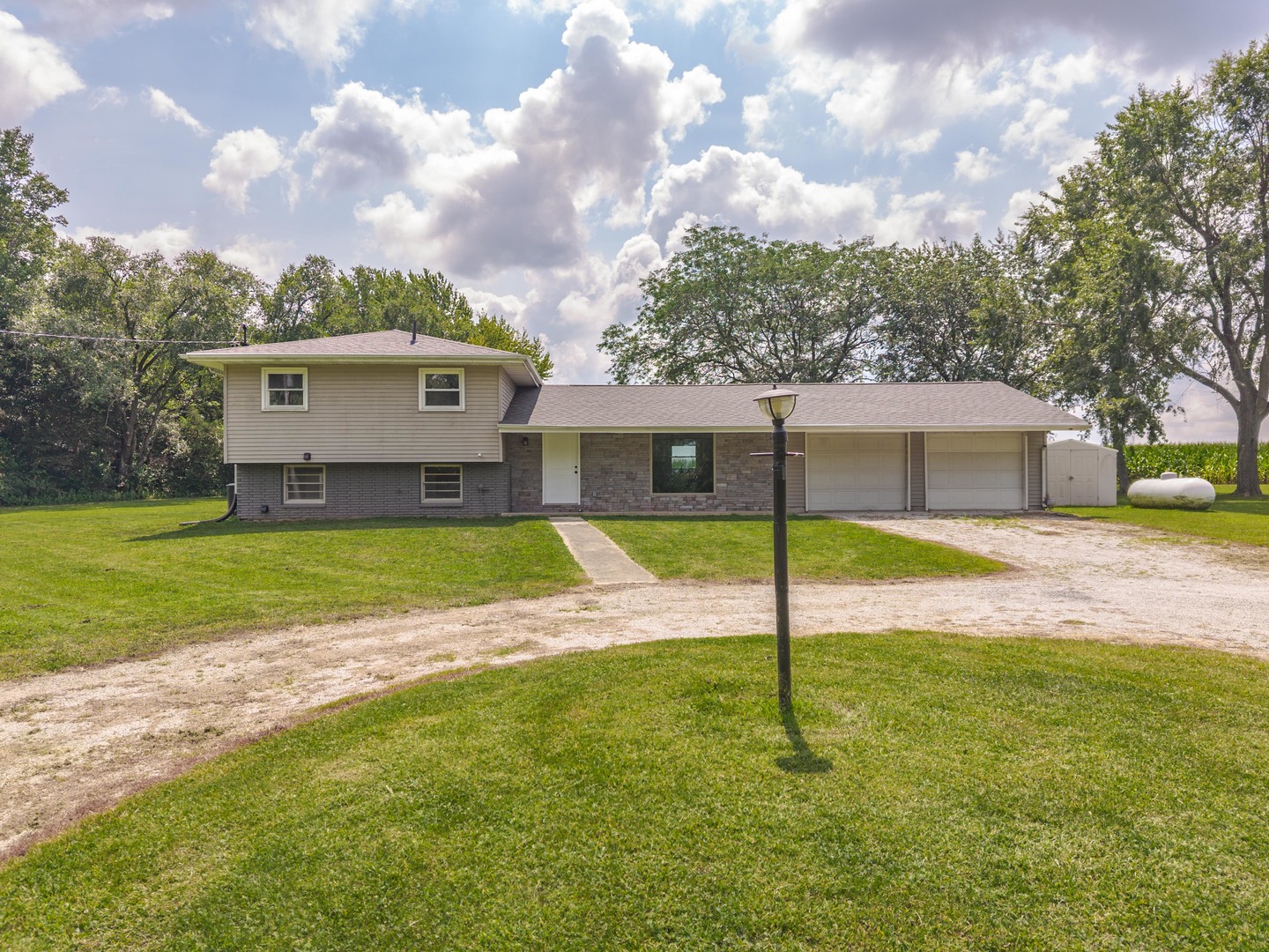 15795 E 2550 North Road