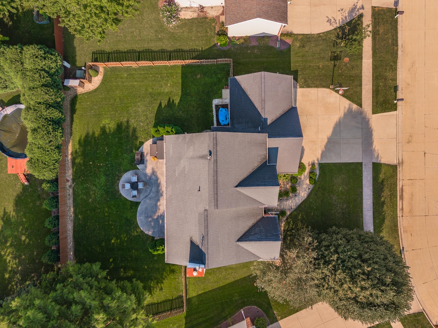 17 Waterside Circle