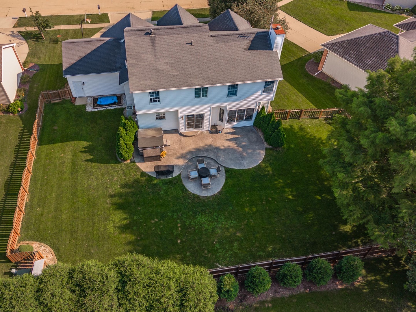 17 Waterside Circle
