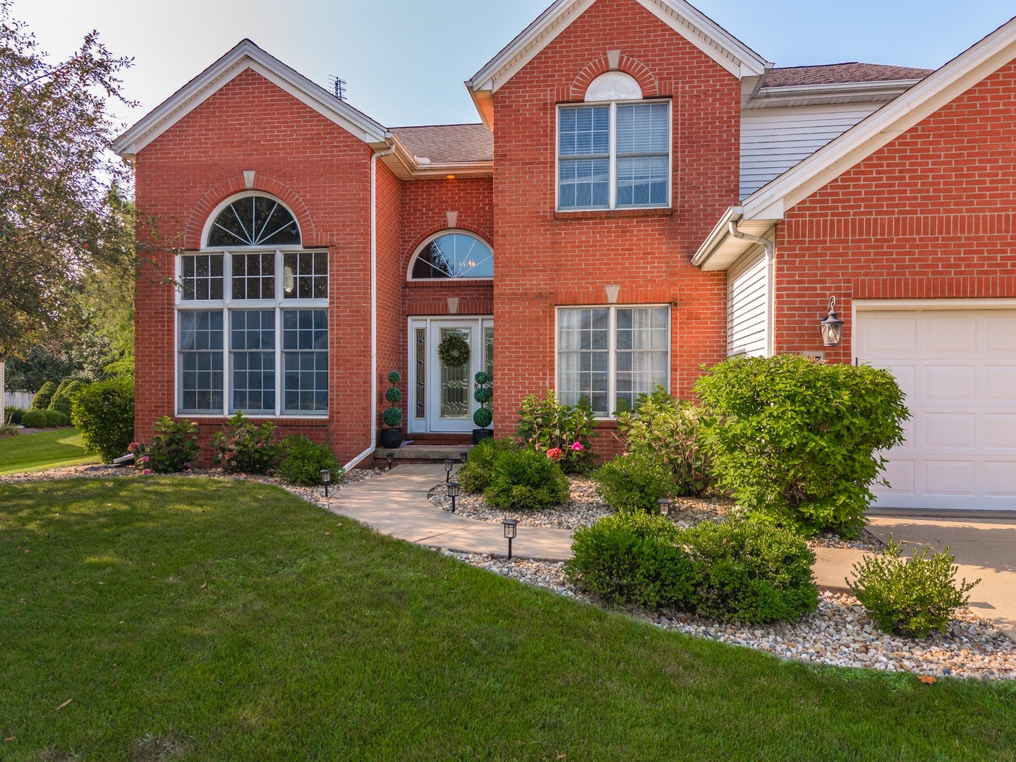 17 Waterside Circle