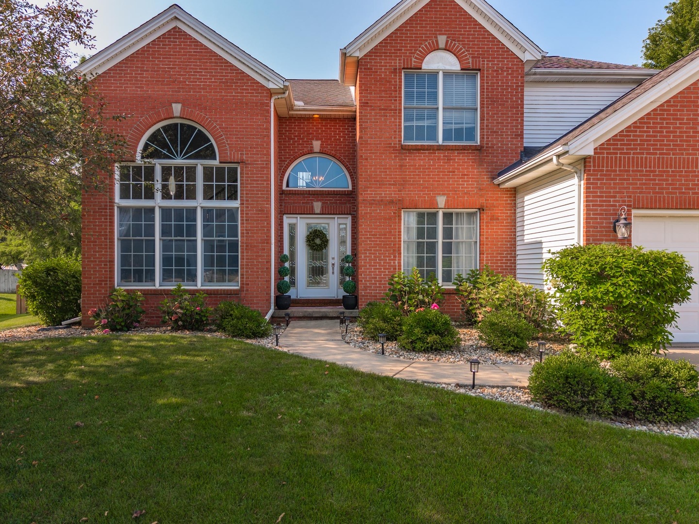 17 Waterside Circle