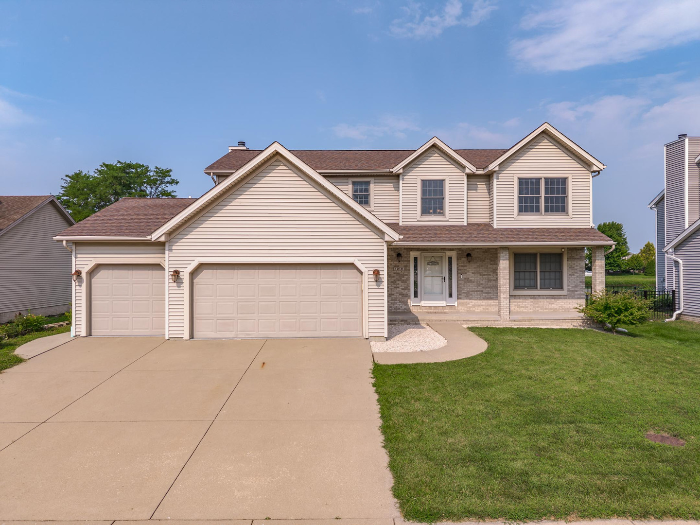 1219 Lodge Pole Lane