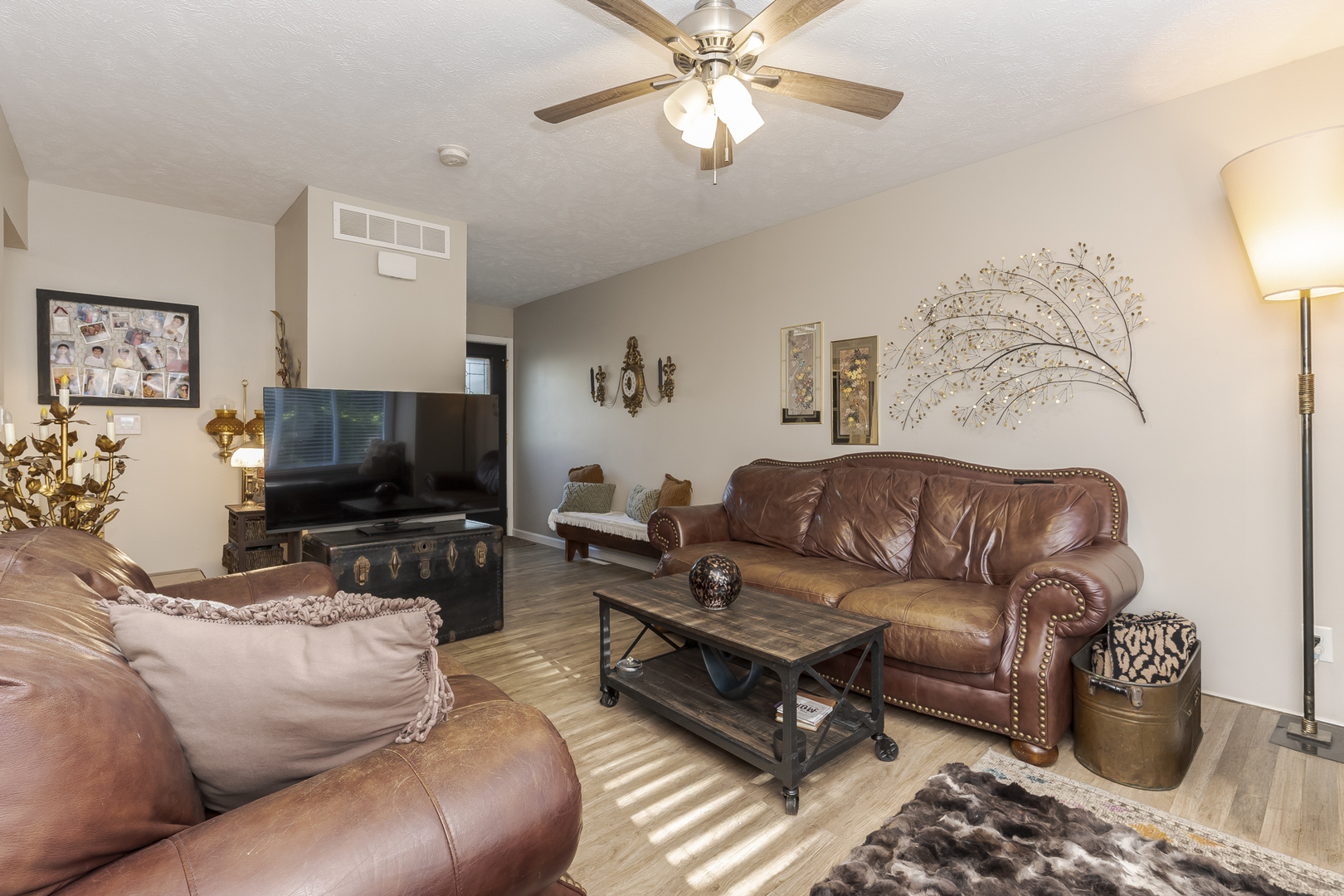 1713 King Drive Unit: B