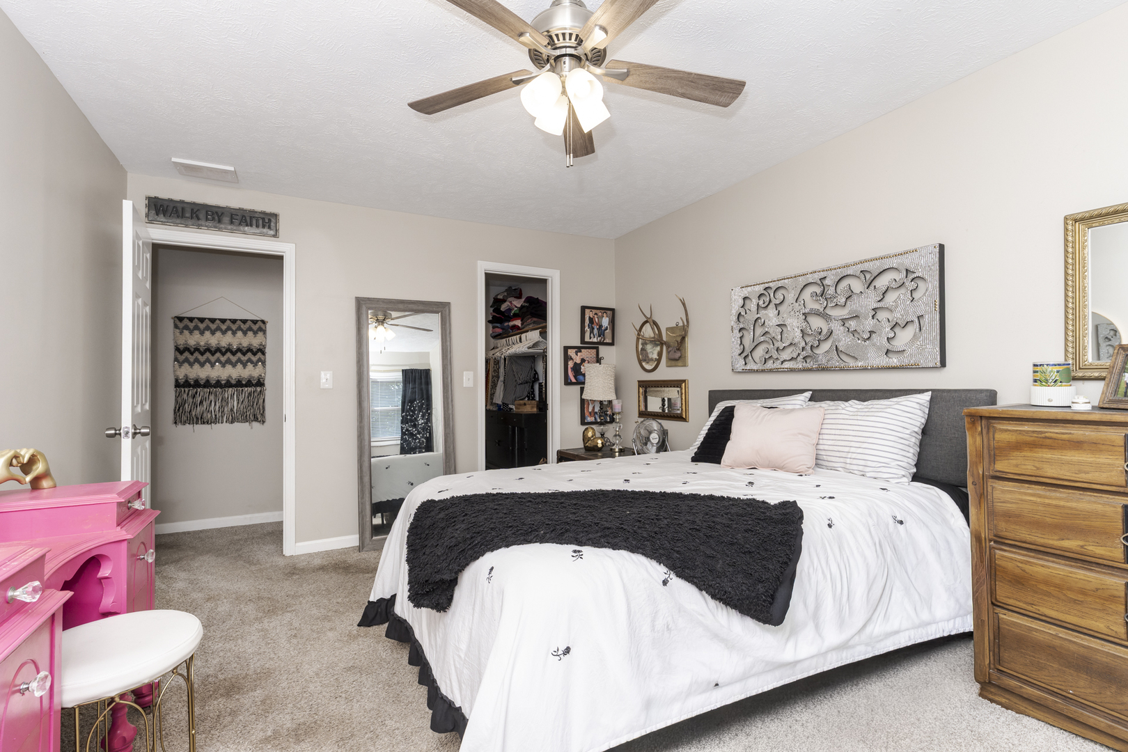 1713 King Drive Unit: B