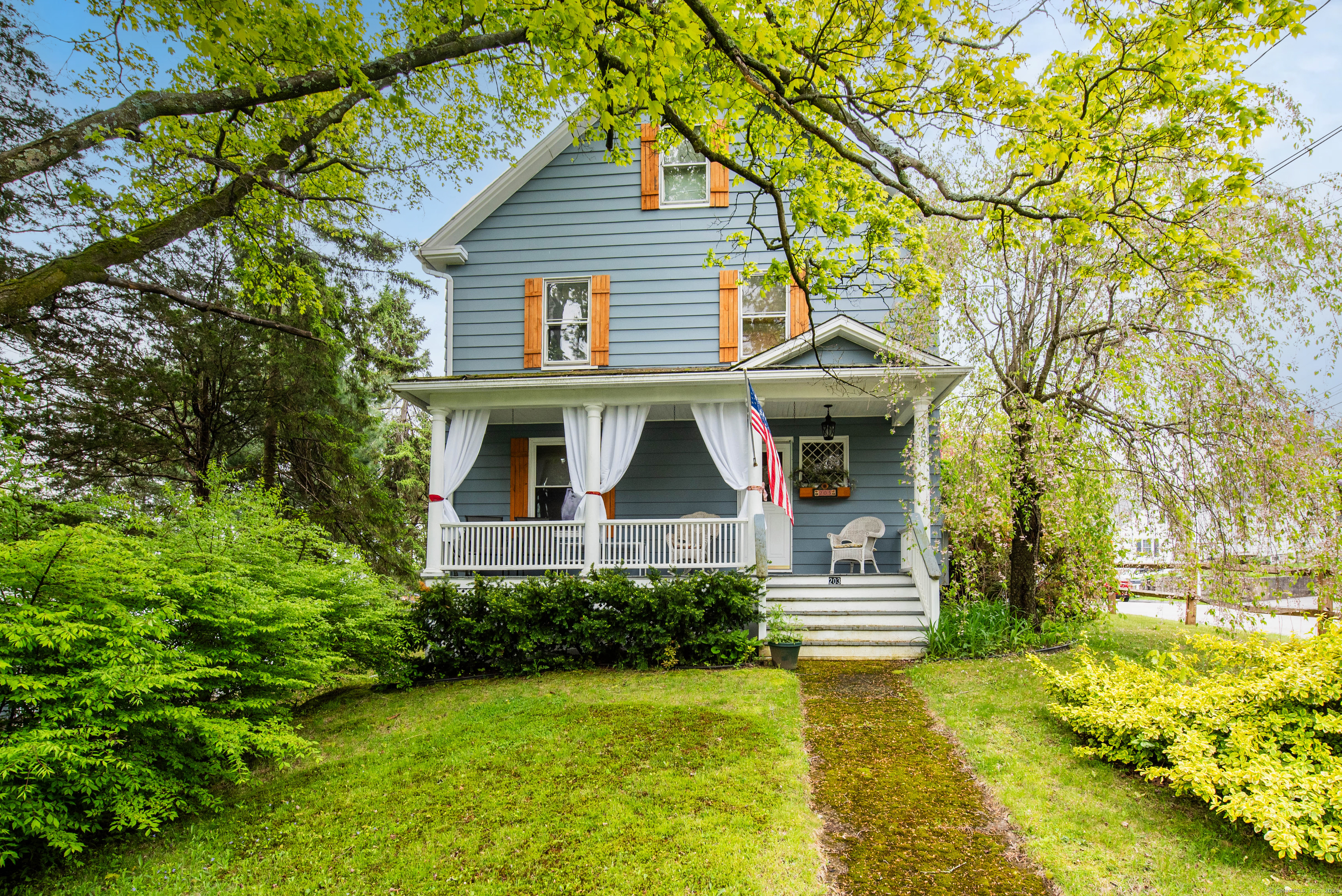 203 Highland Avenue