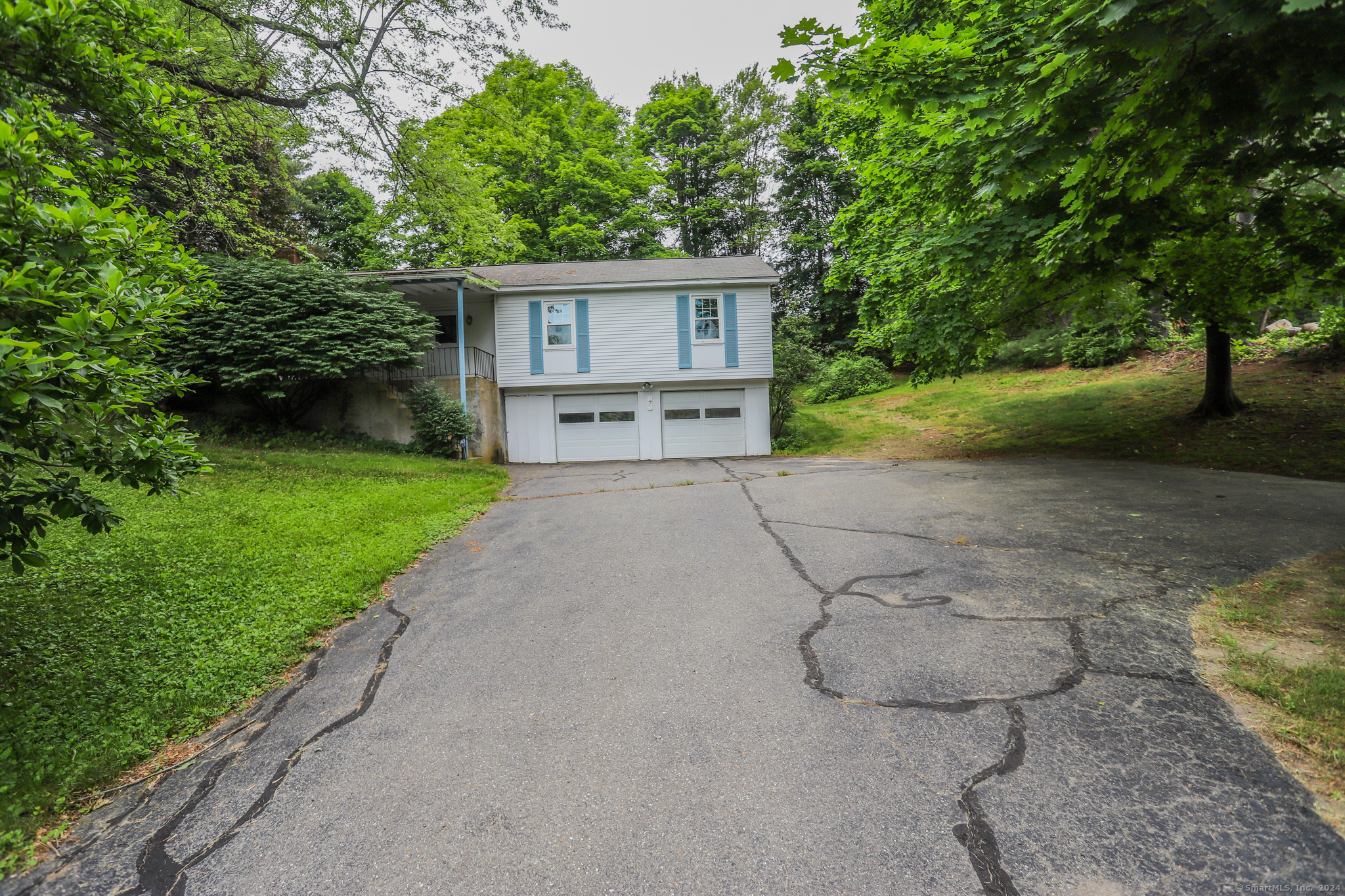 7 Town Garage Road