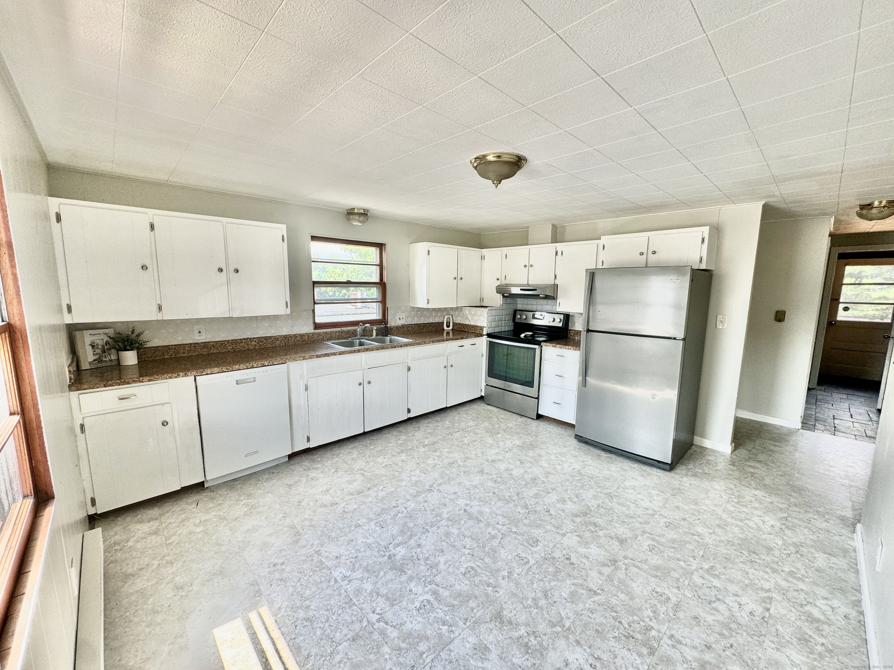 835 New Harwinton Road R1
