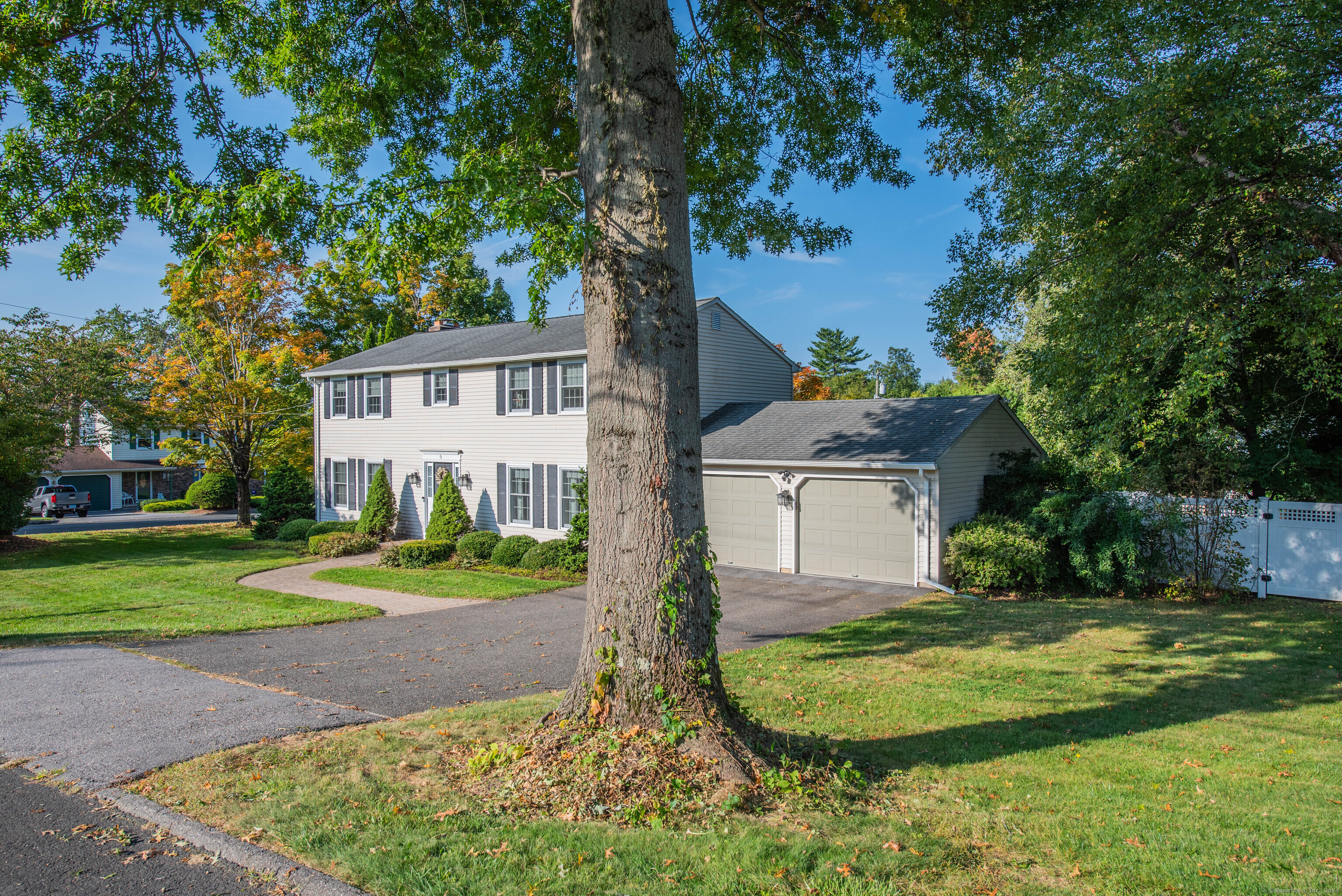 9 Mikelin Drive